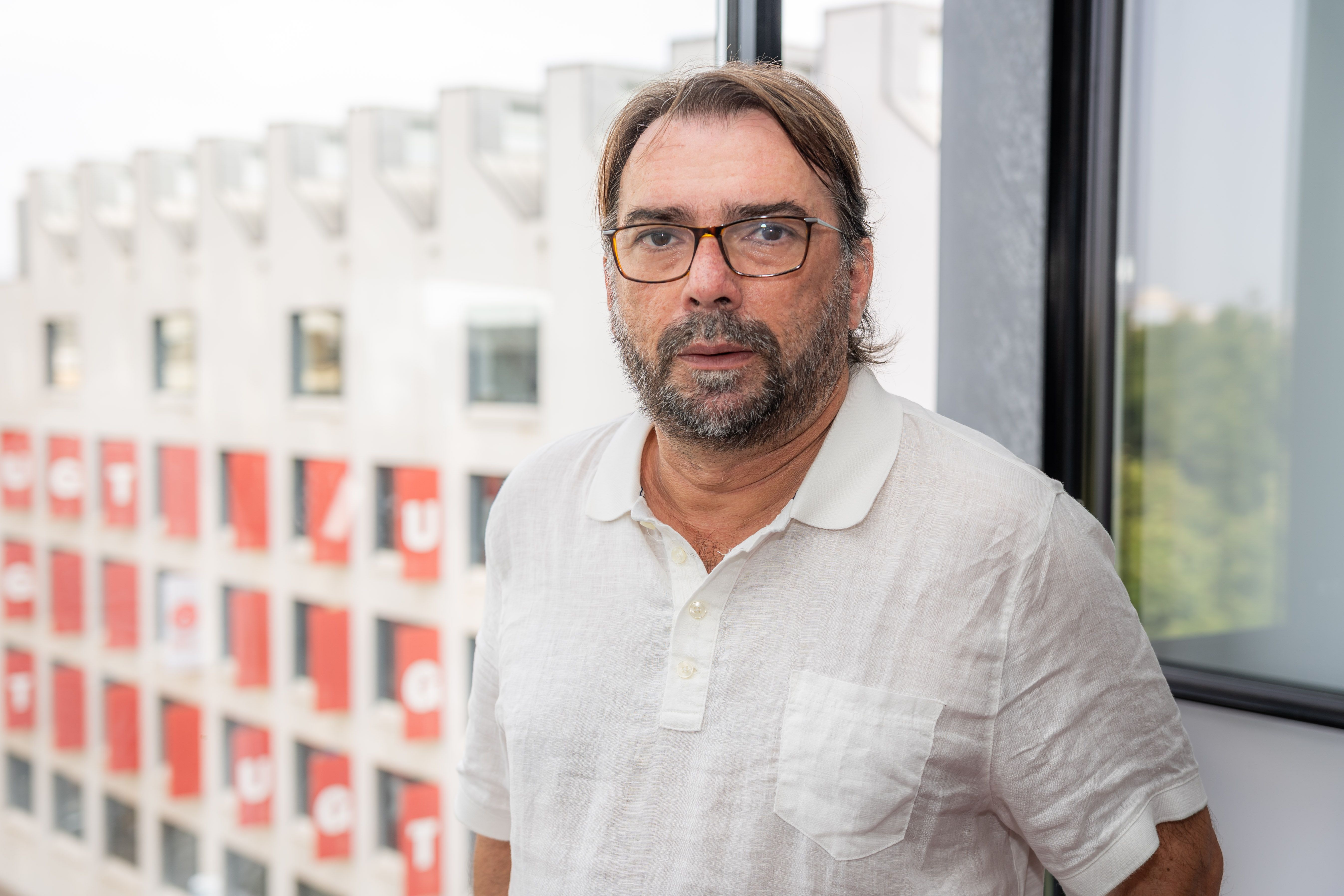Camil Ros, secretari general d'UGT Catalunya, al seu despatx de l'edifici de Rambla del Raval | Carolina Santos Camil Ros, secretari general d'UGT Catalunya, al seu despatx de l'edifici de Rambla del Raval | Carolina Santos