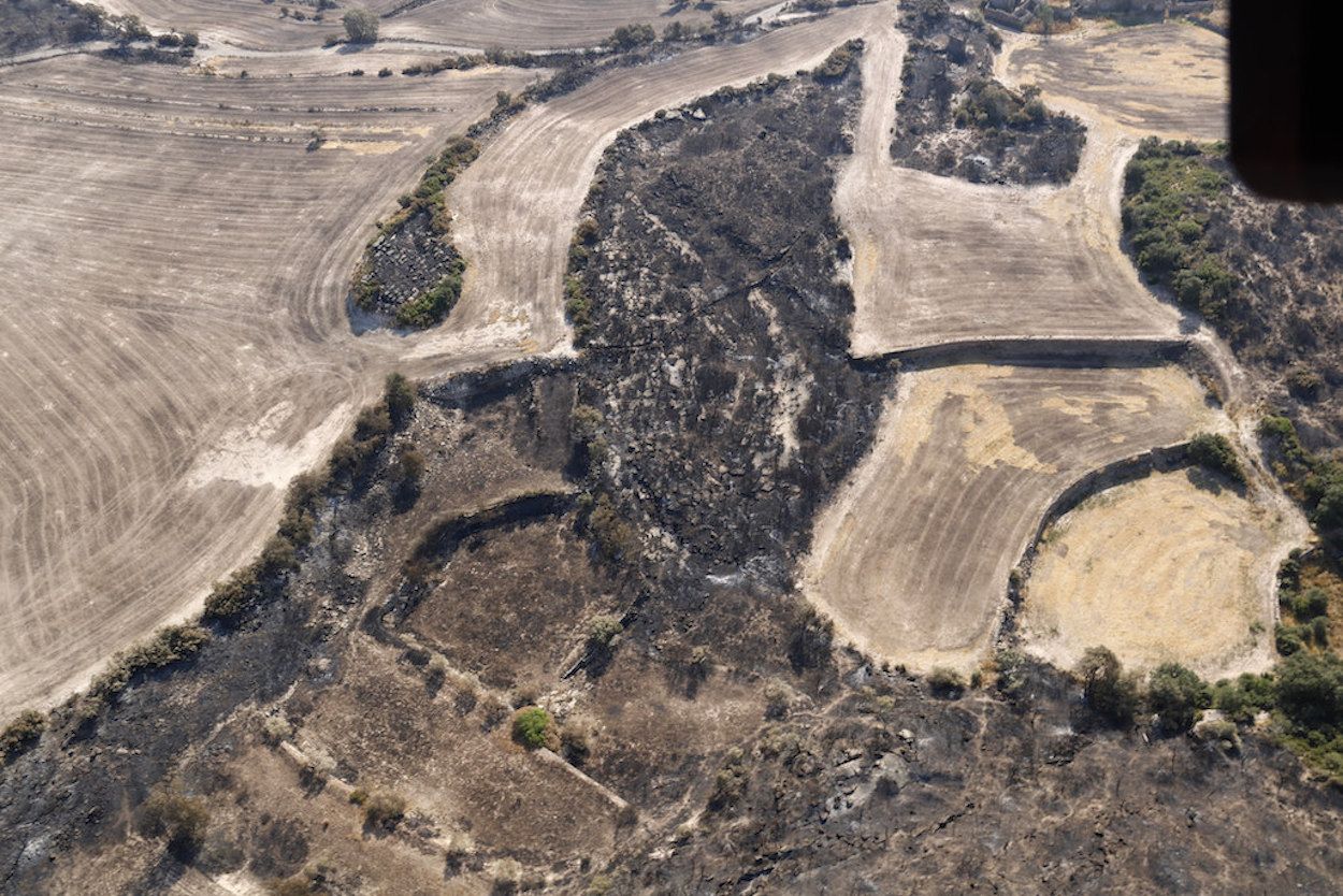Els pagesos juguen un paper cabdal per a extinguir els incendis