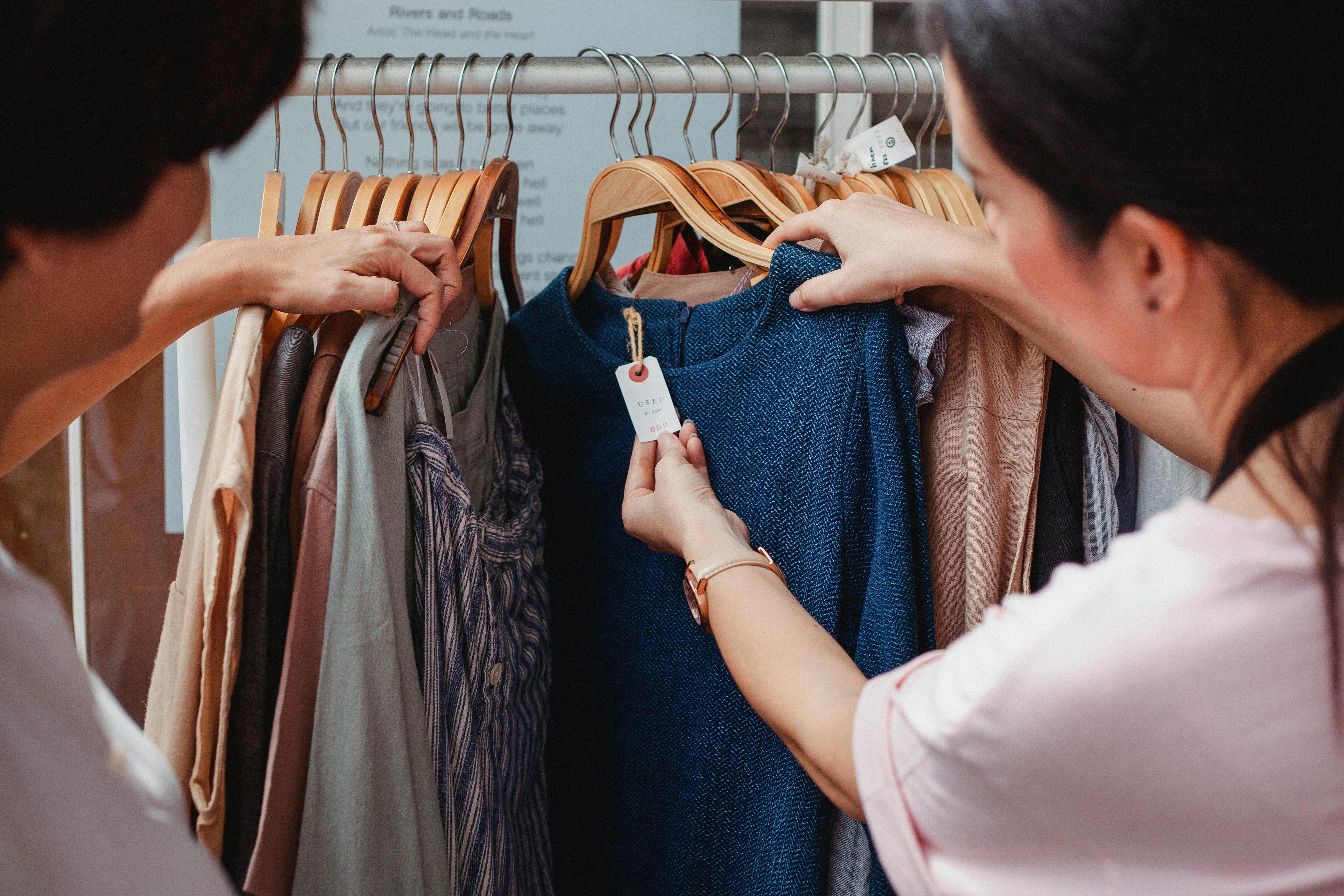 La roba interior femenina i la moda infantil són les categories més perjudicades, mentre que la roba de bany és l'única que creix en vendes | Cedida