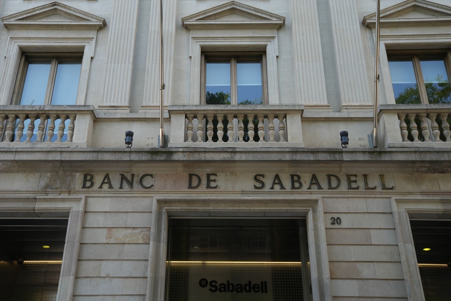 Façana de la seu història del Banc Sabadell | Europa Press