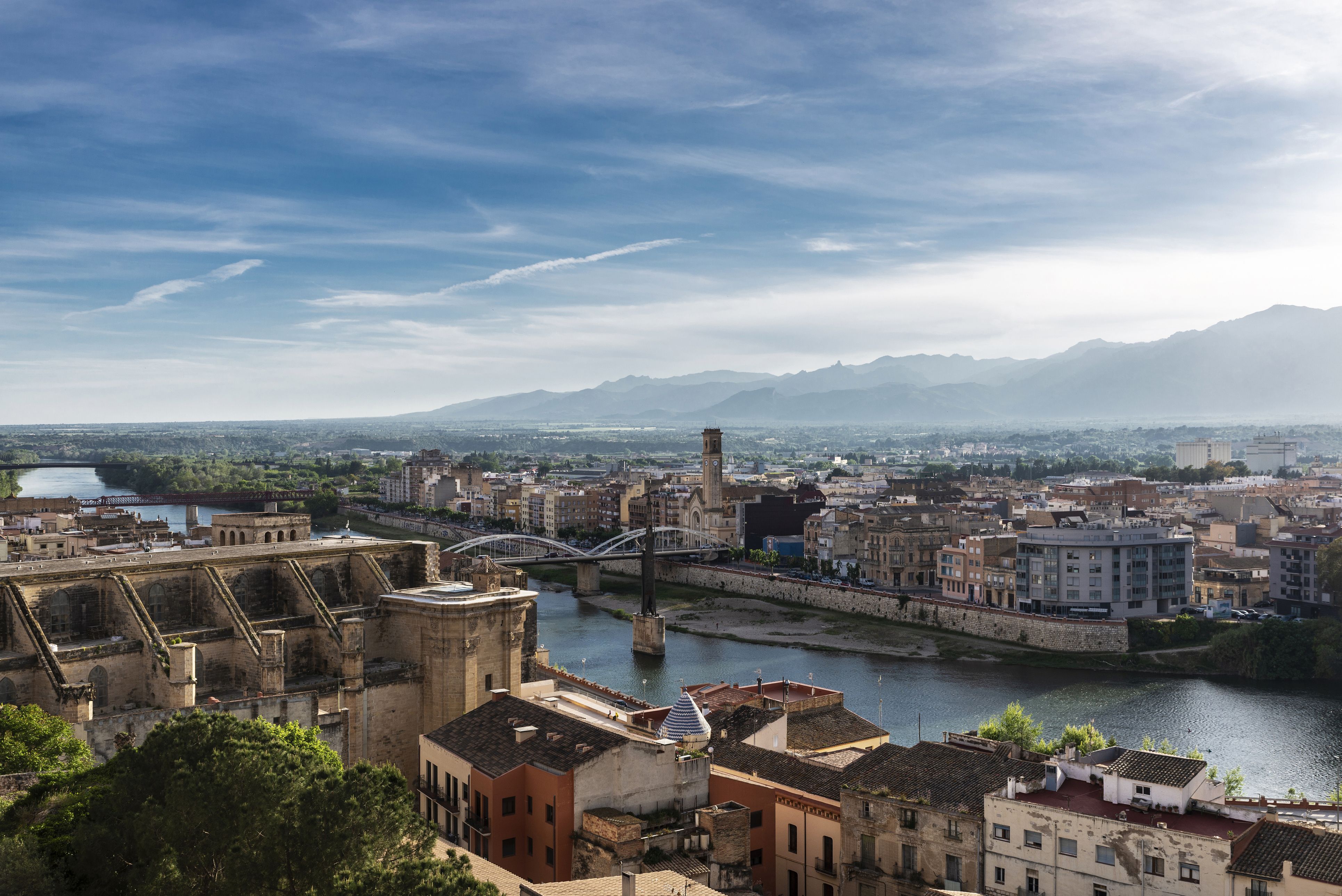Vista aèria de Tortosa, capital del Baix Ebre | iStock 