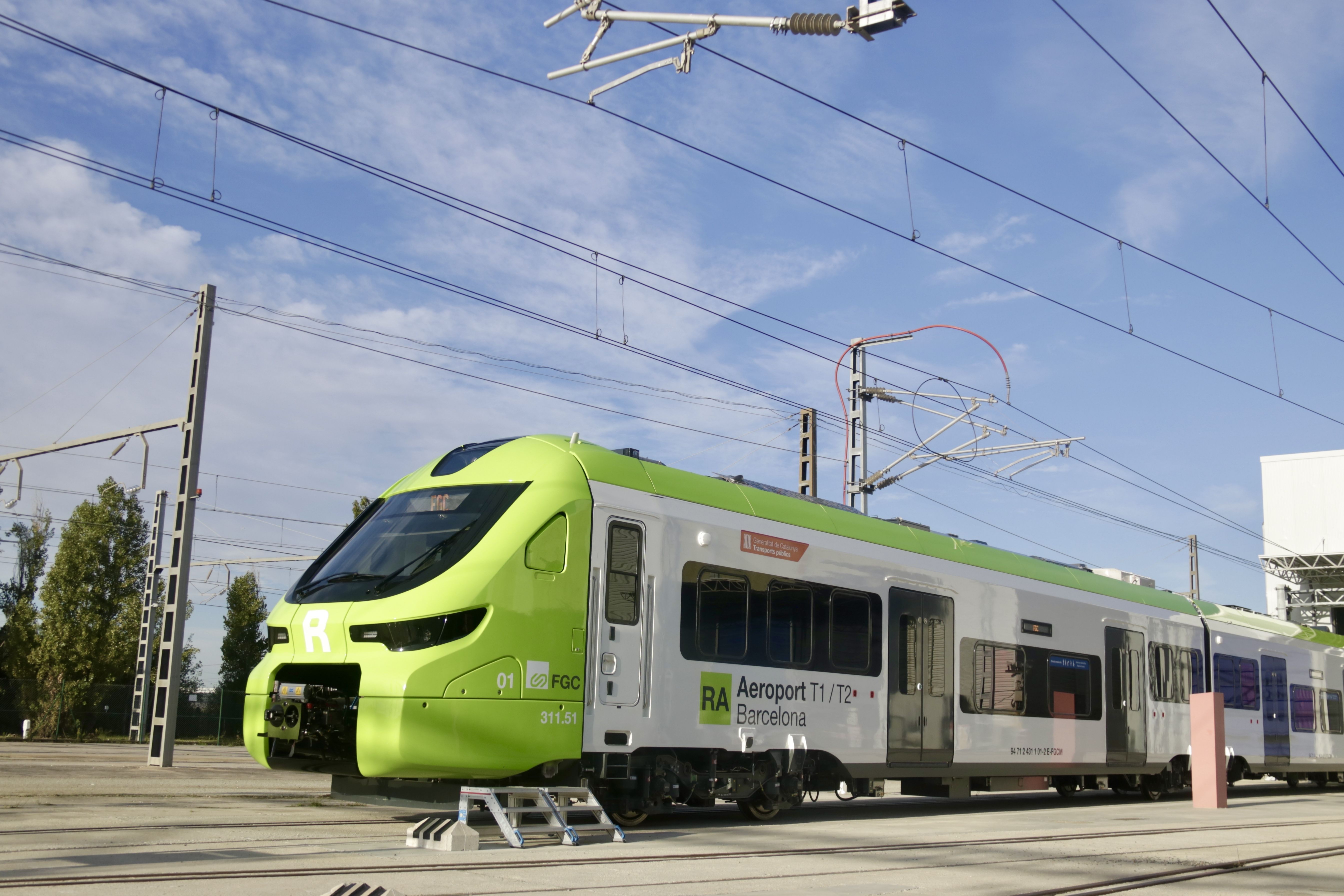 El primer tren de la futura R-Aeropuerto de Ferrocarriles de la Generalitat de Catalunya |ACN