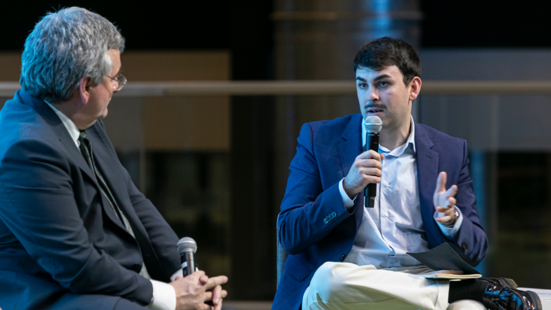 Jaume Puig i Carlos Rojas conversen sobre els nous mercats | Marc Llibre Jaume Puig i Carlos Rojas conversen sobre els nous mercats | Marc Llibre