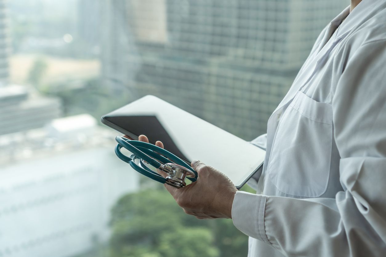 Professionals comencen a incorporar eines per "optimitzar" processos sense desvirtuar les relacions humanes | iStock