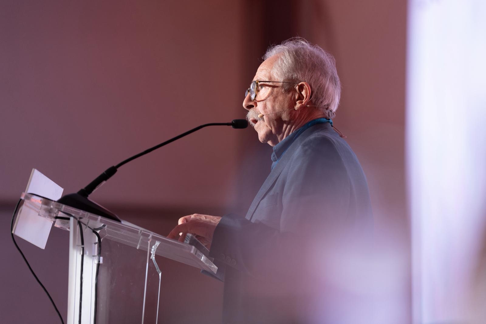 El catedràtic emèrit de la UAB, Josep Oliver | Joan Mateu Parra (Col·legi d’Economistes)