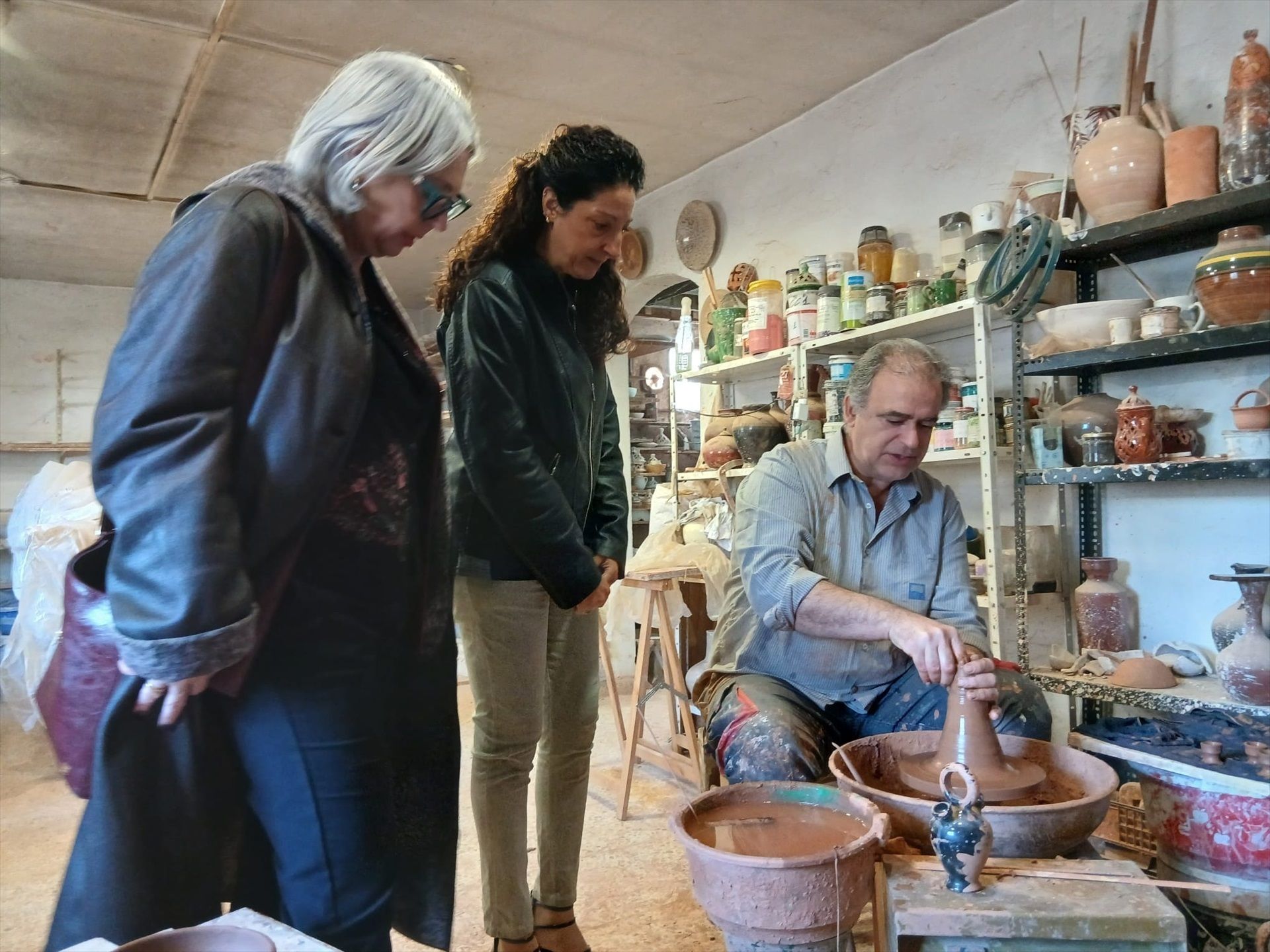 Los artesanos viven su época dorada; se revaloriza su talento y sus manos | Europa Press