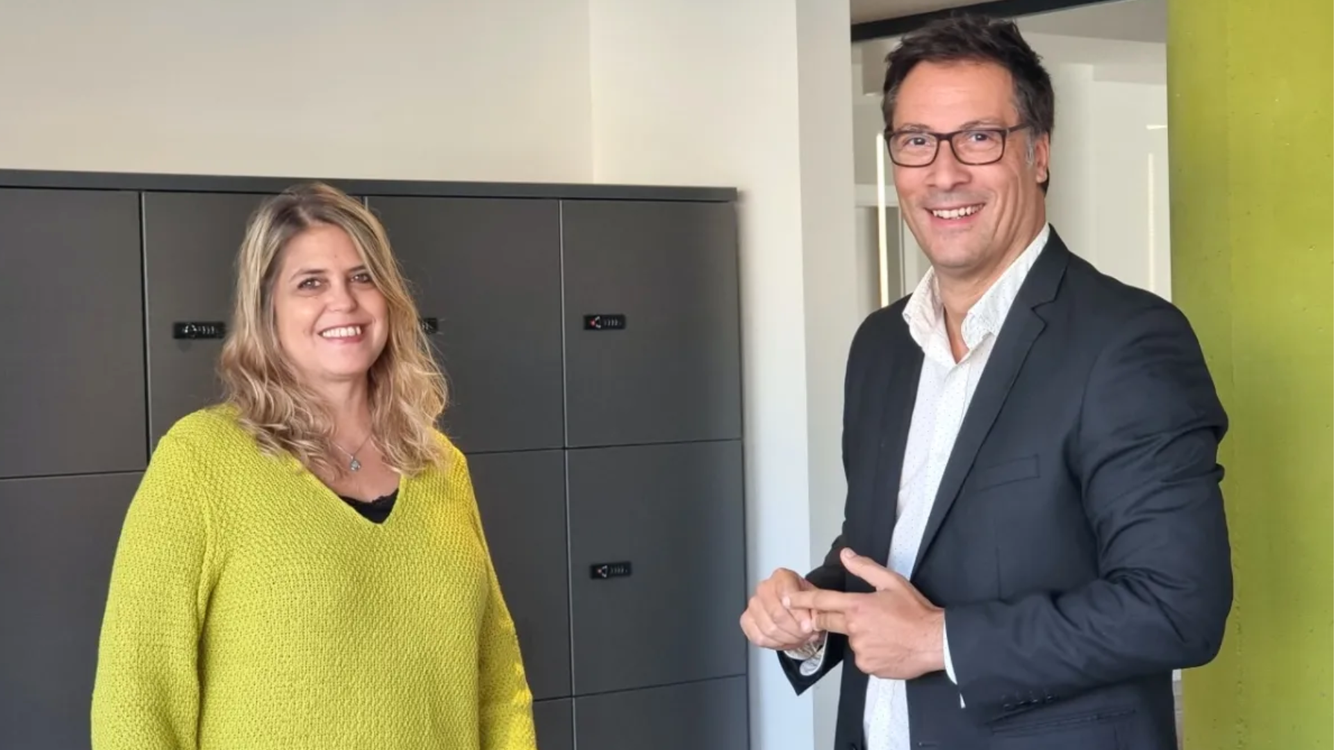 Marianella Pereira, responsable de serveis de desenvolupament sostenible i Daniel González, responsable de serveis de comerç internacional de la Cambra de Comerç de Terrassa | Cedida