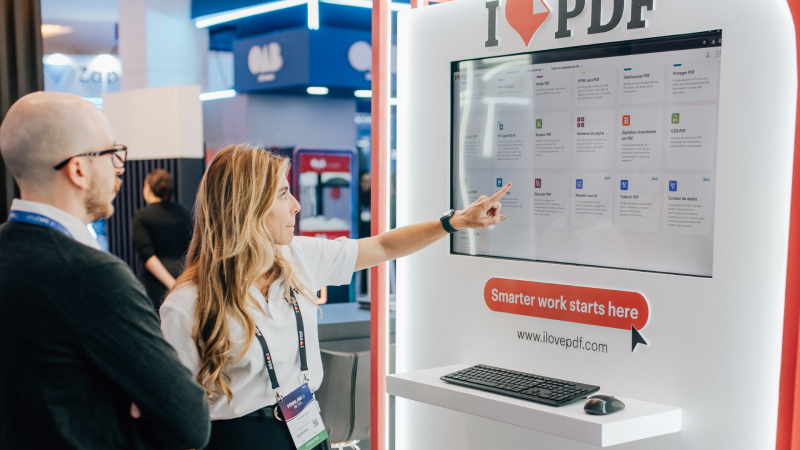 Demostració en directe de les funcionalitats d’iLovePDF durant una fira sectorial | Cedida Demostració en directe de les funcionalitats d’iLovePDF durant una fira sectorial | Cedida