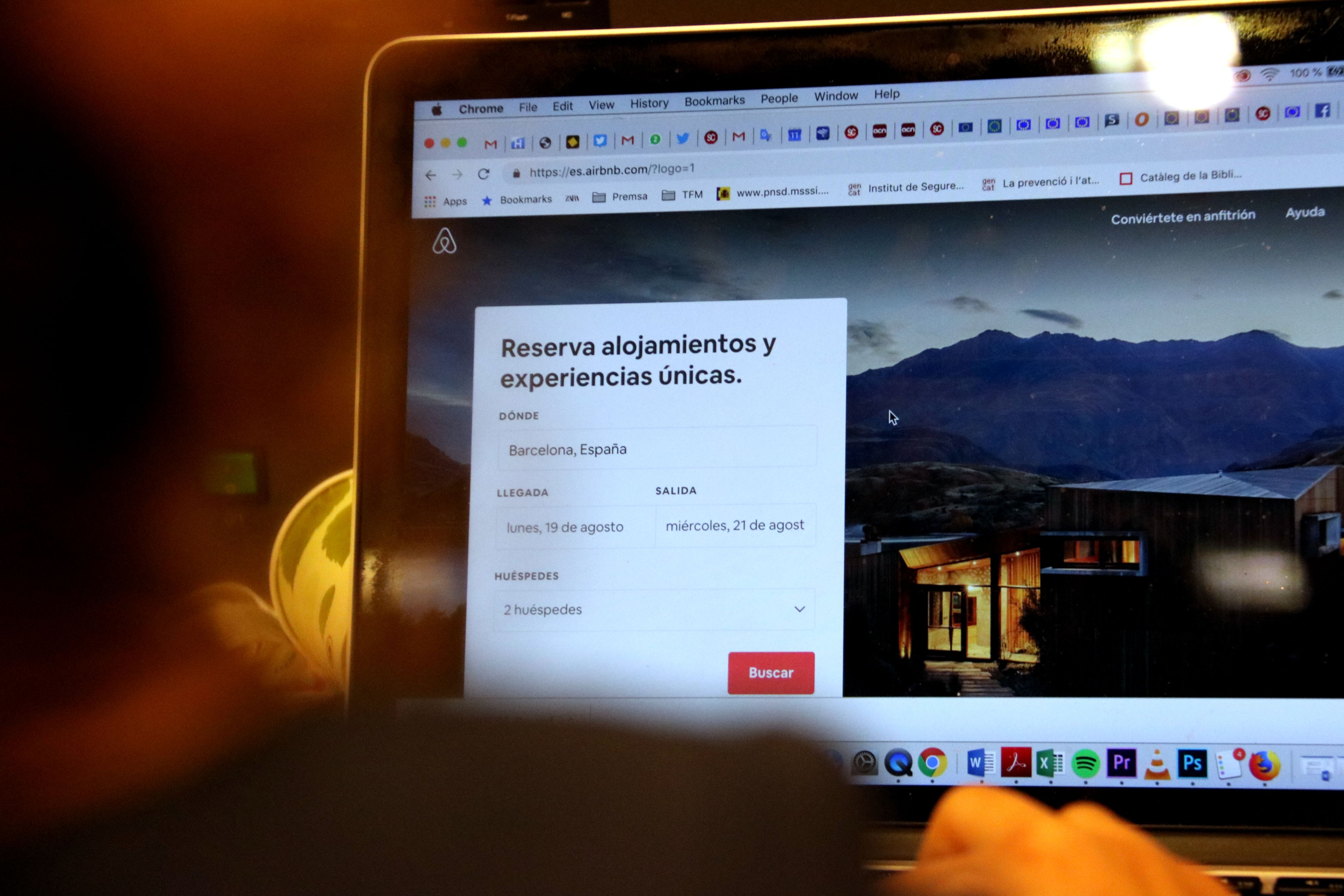 La pàgina web d'Airbnb | Blanca Blay (ACN)