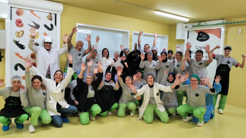 Foto de família de l'equip d'es im-perfect | Cedida Foto de familia de l'equip d'es im-perfect | Cedida