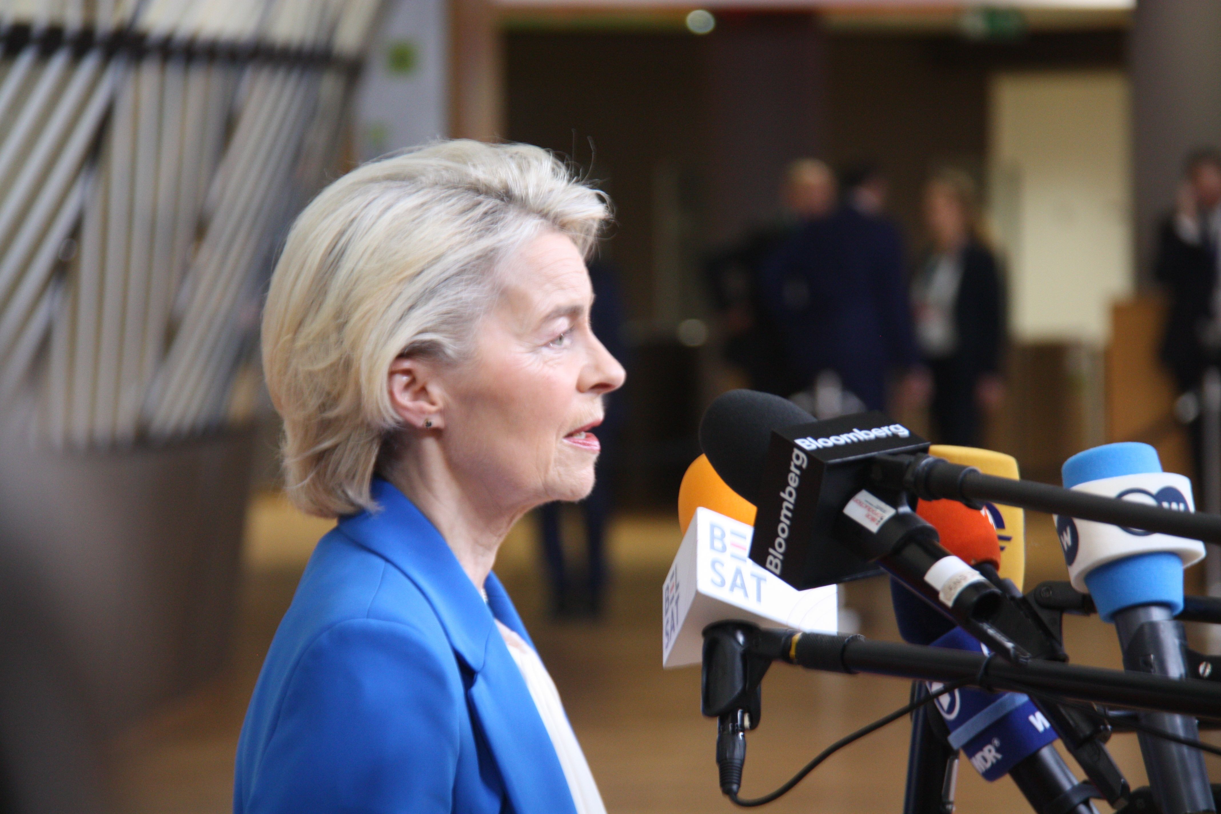 Ursula Von der Leyen, presidenta de la Comissió Europea, a l'entrada del Consell Europeu | Roger Gutiérrez (ACN)