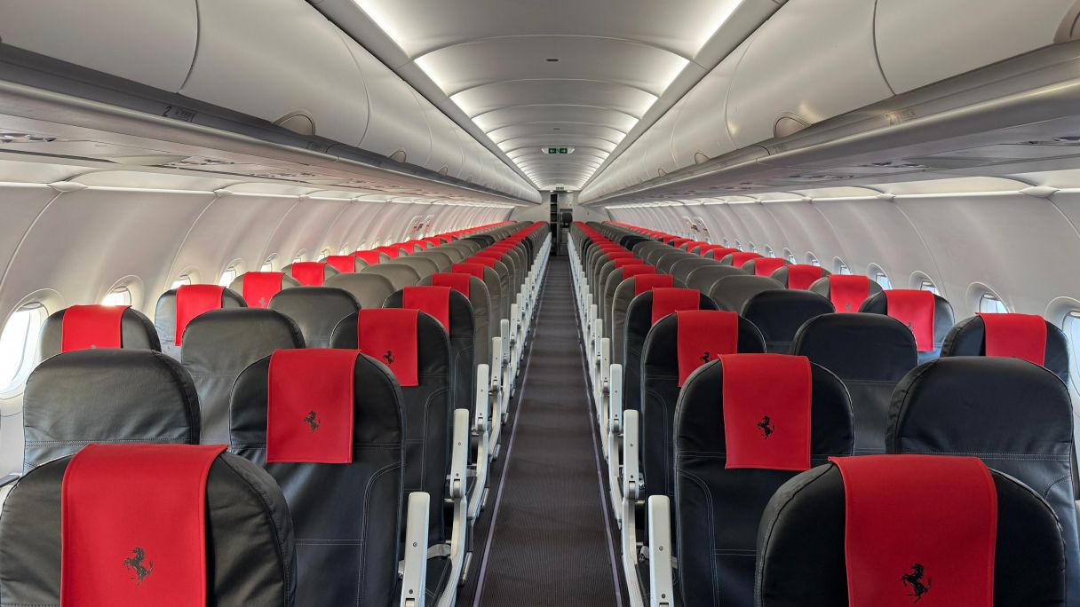 Reposacaps per a Ferrari | Cedida