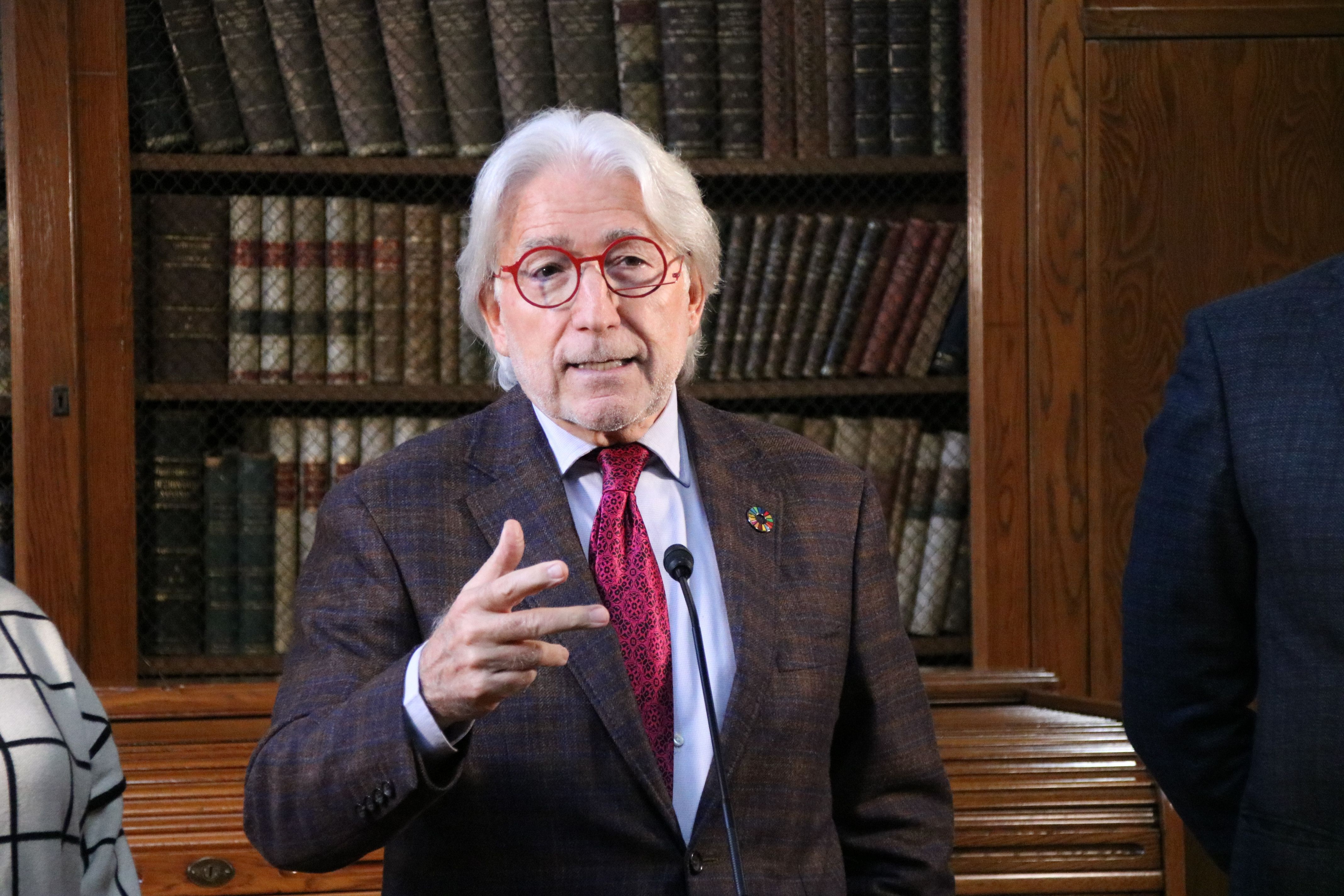 El presidente de Foment del Treball, Josep Sánchez Llibre, durante el encuentro de Navidad con los medios de comunicación | Albert Hernández (ACN)