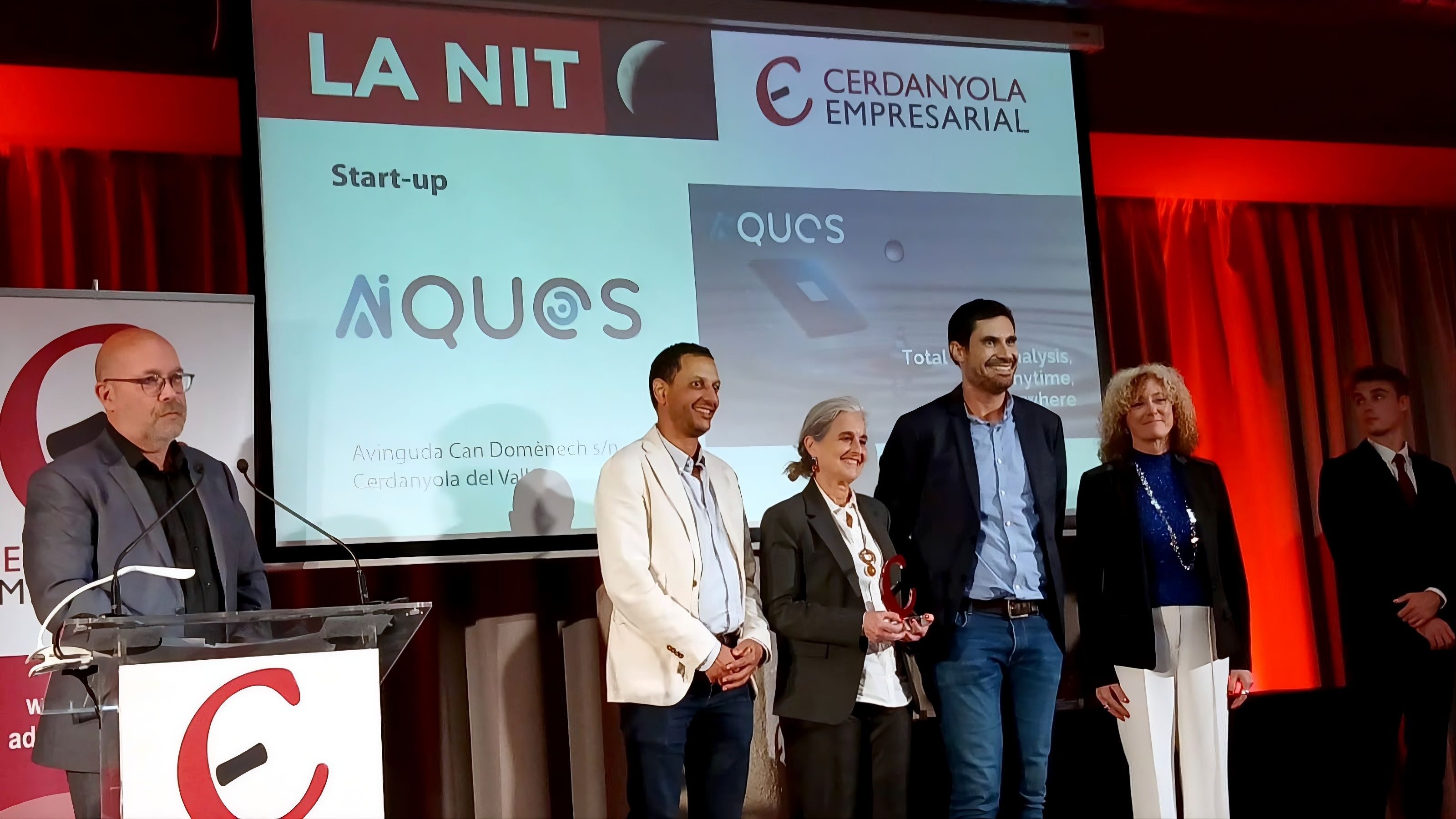 L'equip d'AiQUOS ha estat premiat en la XII Nit de Cerdanyola Empresarial | Cedida