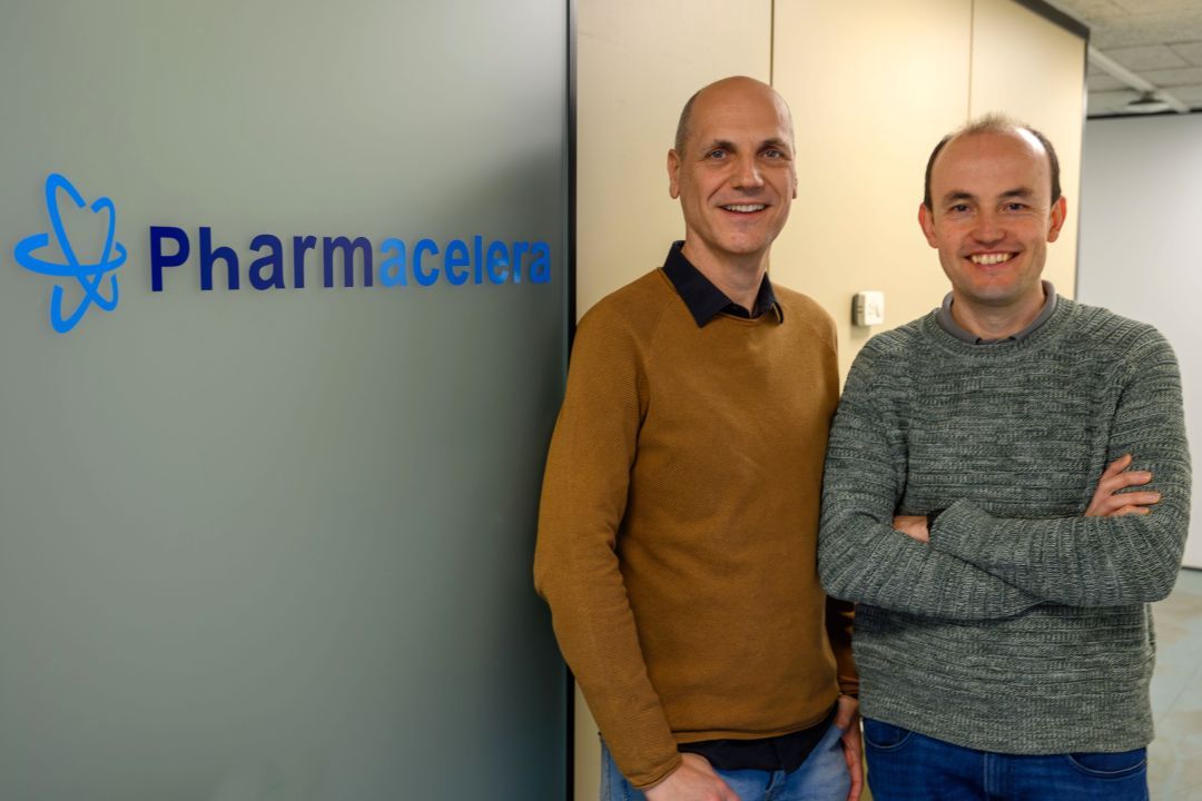 De izquierda a derecha, los fundadores Enric Gibert (CEO) y Enric Herrero (CTO) de Pharmacelera | Cedida
