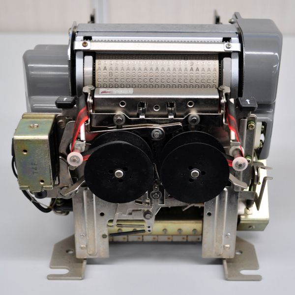 L'EP-101, la primera 'miniimpressora' del món | Wikipedia L'EP-101, la primera 'miniimpressora' del món | Wikipedia