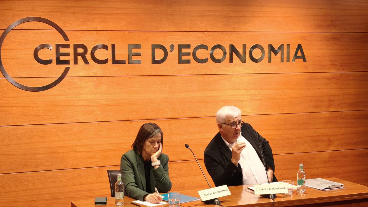 Garcia-Milà i Nadal durant la presentació de la nota d'opinió del Cercle | Cedida