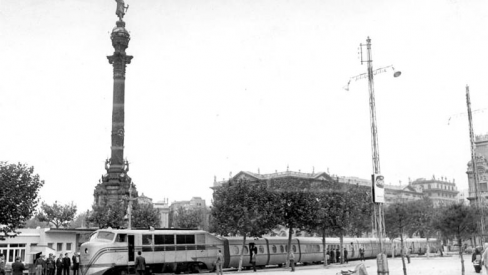 Talgo 350, de viatgers, cap a l'Estació de França | Cedida Talgo 350, de viatgers, cap a l'Estació de França | Cedida