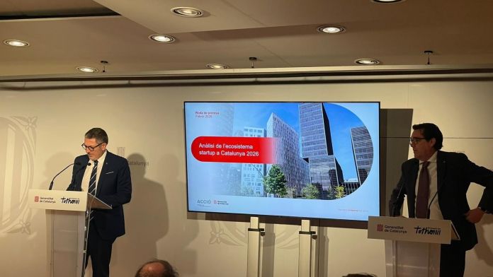 El consejero de Empresa y Trabajo, Miquel Sàmper, y el secretario del Departamento, Jaume Baró