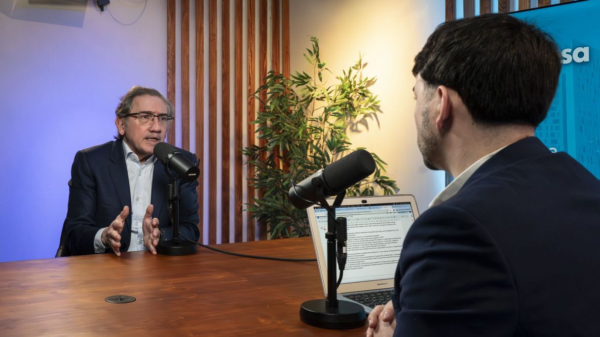 Giró parla sobre el possible retorn de la seu social de CaixaBank a Catalunya | Mireia Comas Giró parla sobre el possible retorn de la seu social de CaixaBank a Catalunya | Mireia Comas