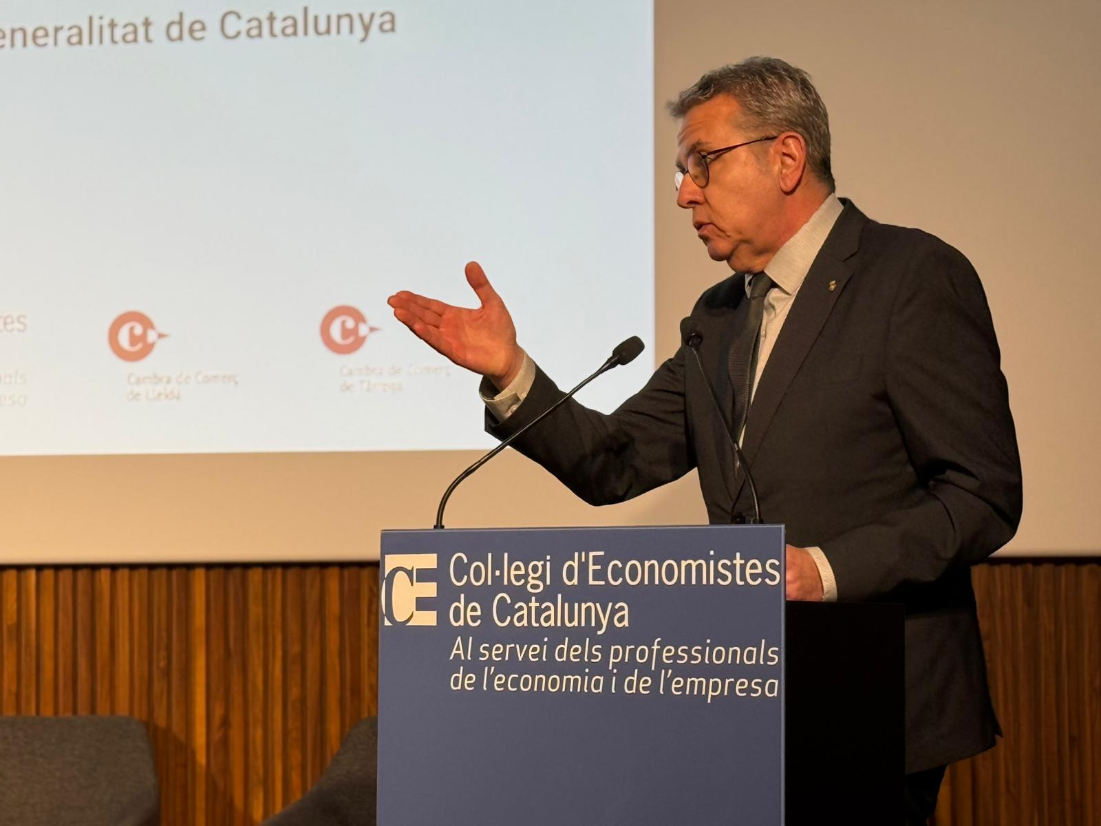 El president de la Diputació de Lleida, Joan Talarn, durant la jornada 'L’Horitzó Lleida 2050 i una Catalunya sostenible' | Cedida El president de la Diputació de Lleida, Joan Talarn, durant la jornada 'L’Horitzó Lleida 2050 i una Catalunya sostenible' | Cedida