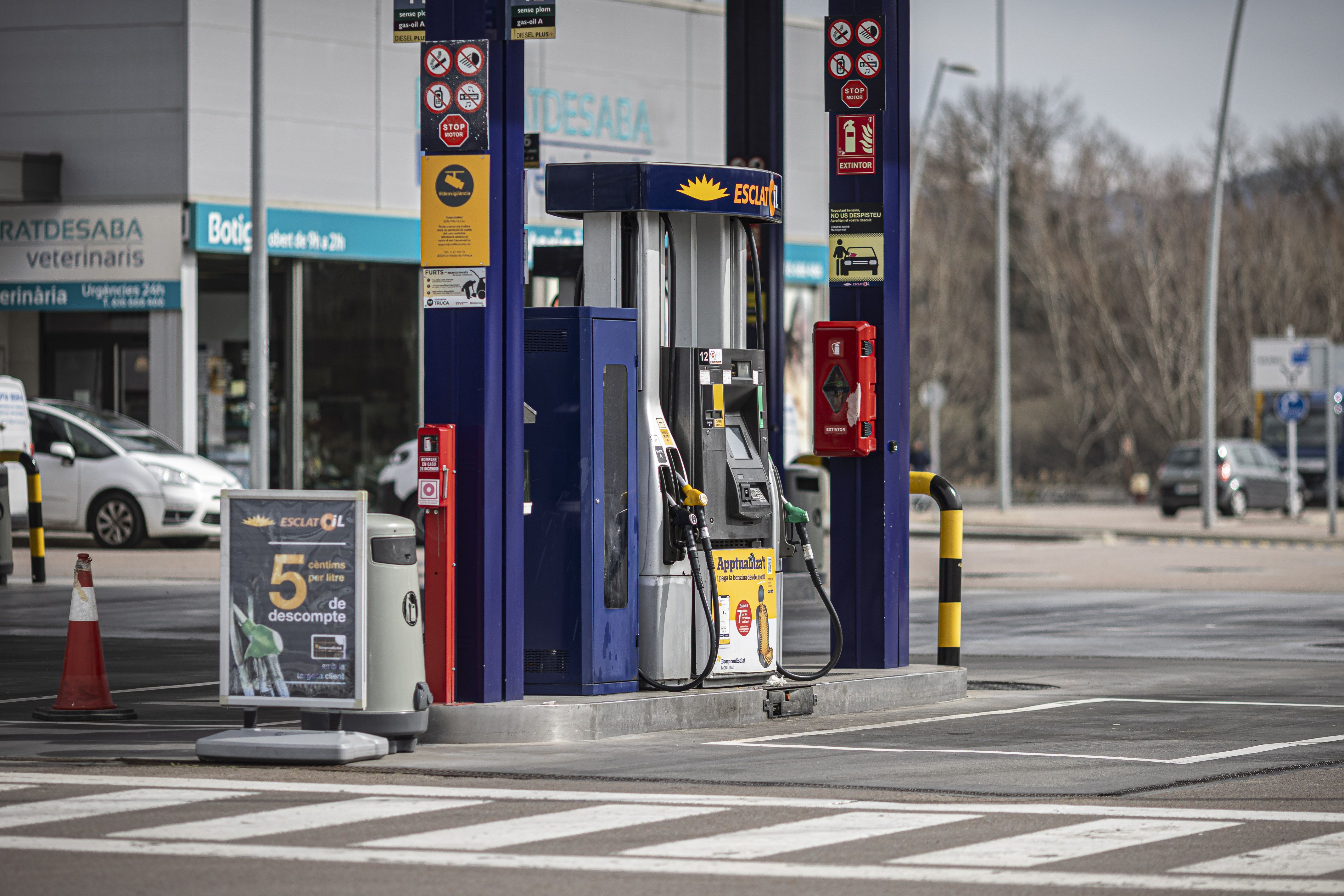 Exterior de una gasolinera | Jordi Borràs (ACN) Exterior de una gasolinera | Jordi Borràs (ACN)