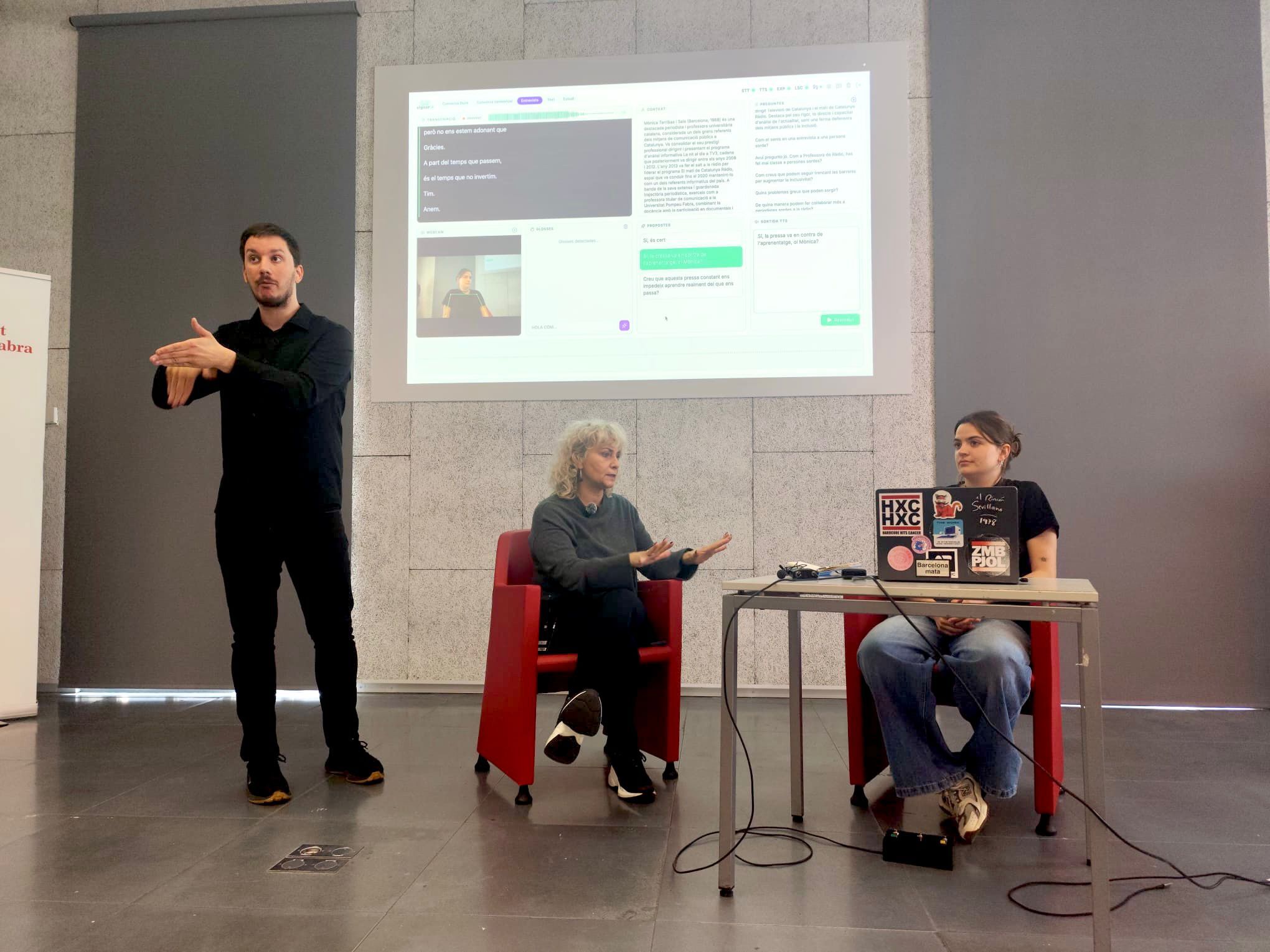 Demostració del funcionament de SignarIA amb una entrevista a Mònica Terribas | Marc Vilajosana