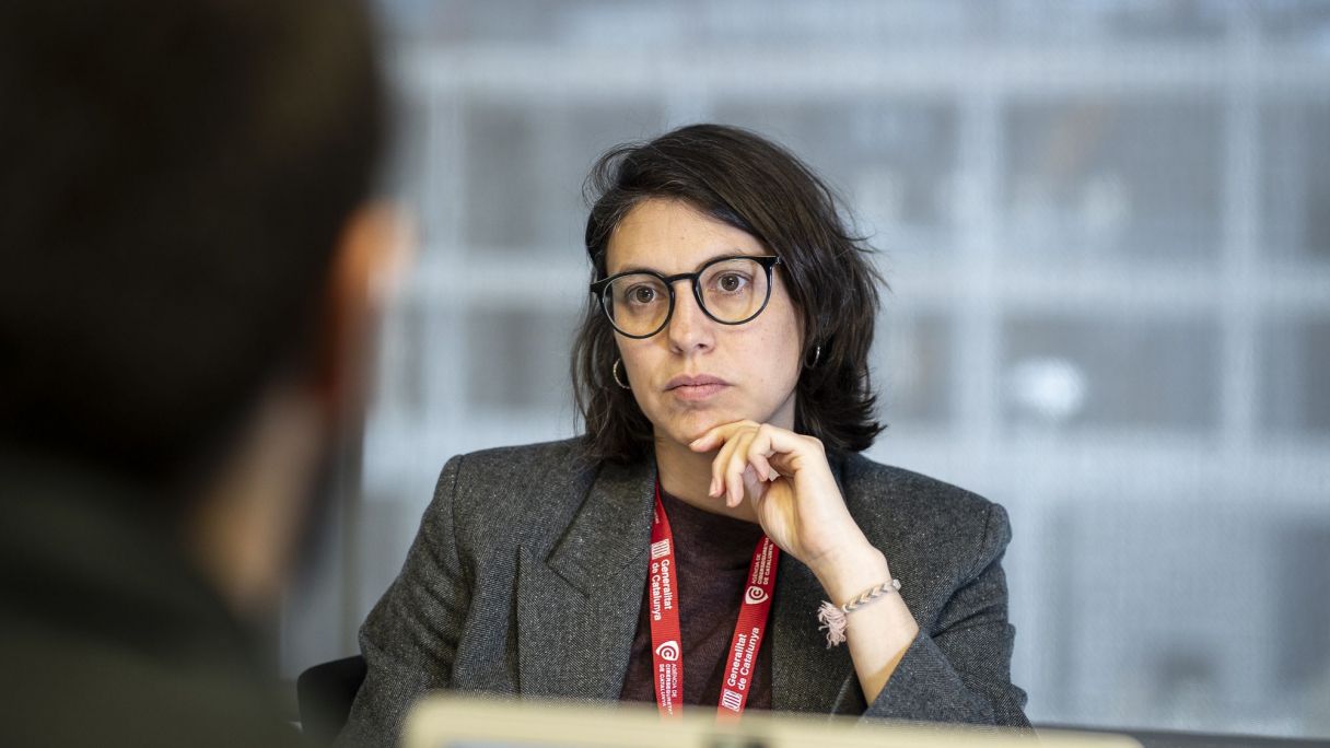 Laura Caballero, directora de la Agència de Ciberseguretat, durante la entrevista con VIA Empresa | Mireia Comas