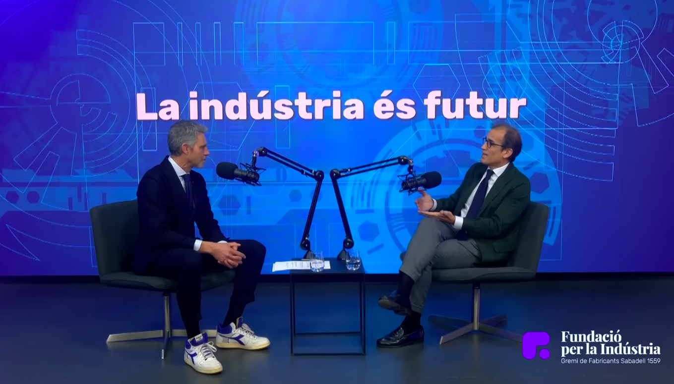 Umberto Salerno i Pau Relat durant l'enregistrament de l'episodi de 'La indústria és futur' | Youtube de Fundació per la Indústria