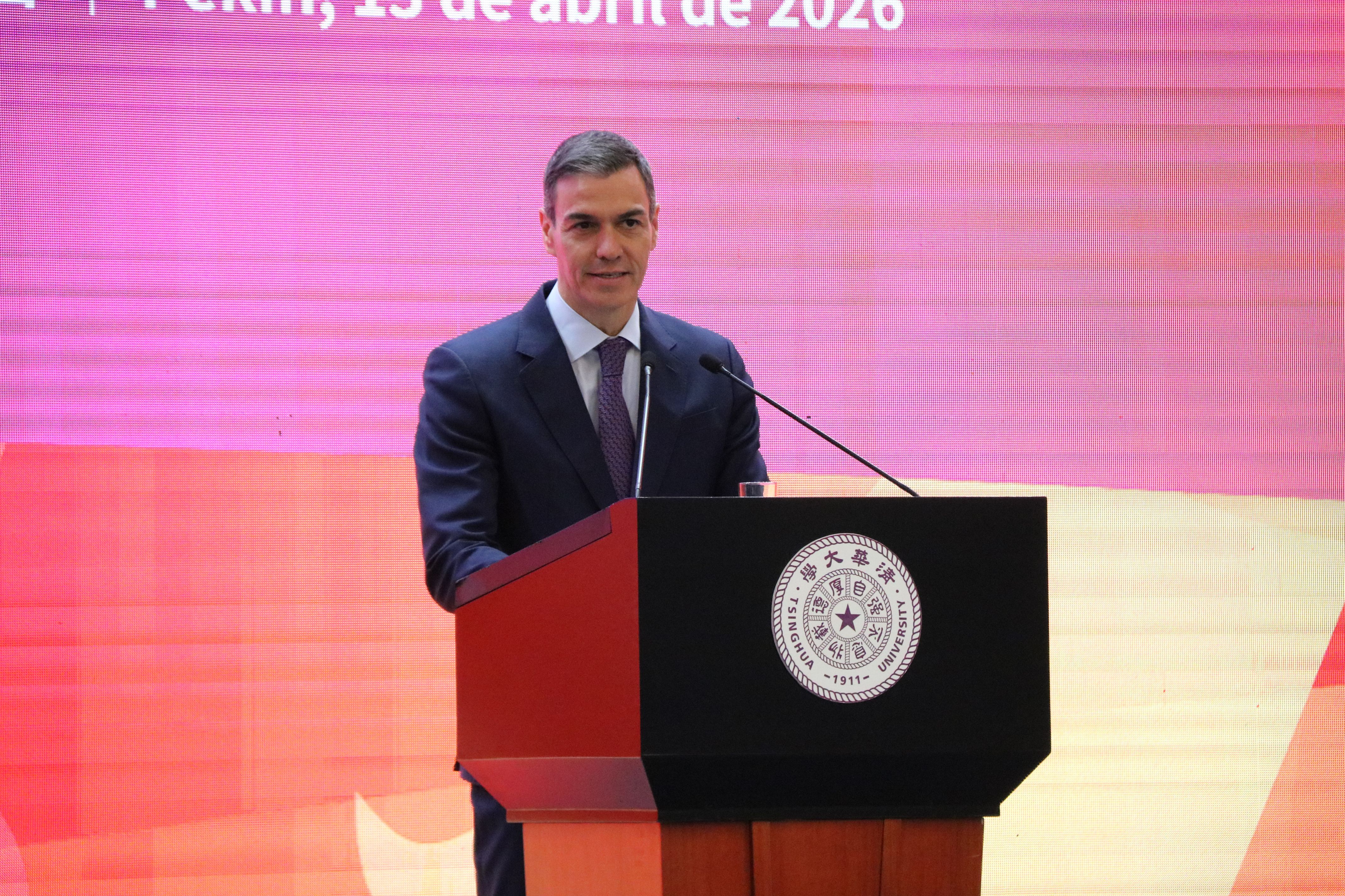 El president espanyol, Pedro Sánchez, a la Universitat de Tsinghua | Roger Pi de Cabanyes (ACN)