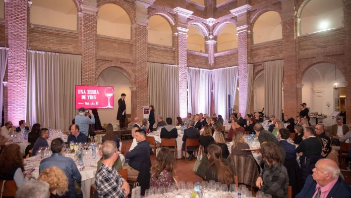 55132946788 d64c1595ee k