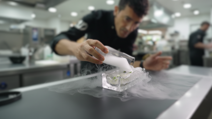 Eneko Atxa del restaurant Azurmendi amb tres estrelles Michelin