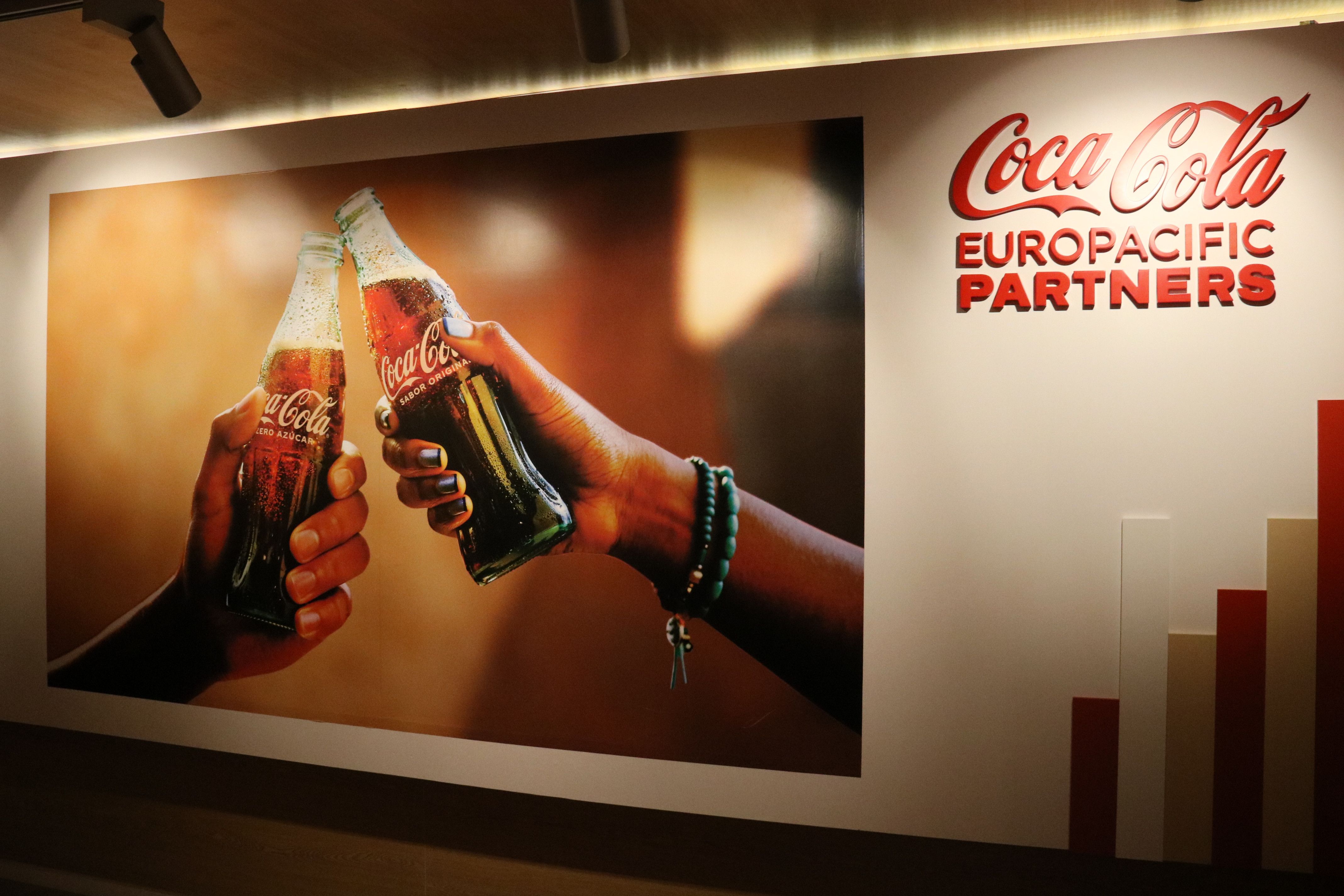 Vestíbul de la planta de Coca-Cola a Martorelles | Caterina Tallón (ACN)