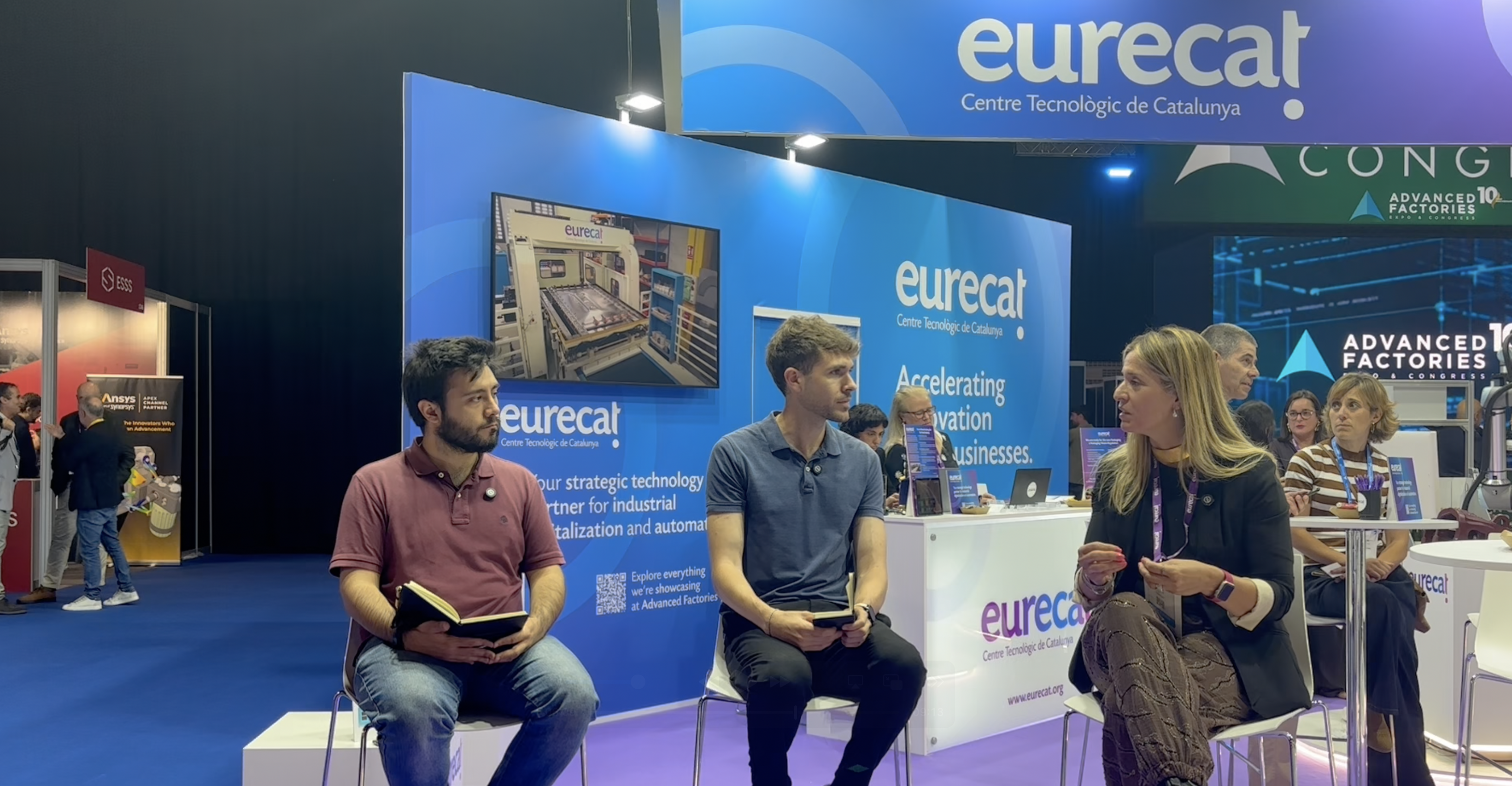 Marc Vilajosana, David Lombrana i Eva Fité, a l'estand d'Eurecat | VIA Empresa