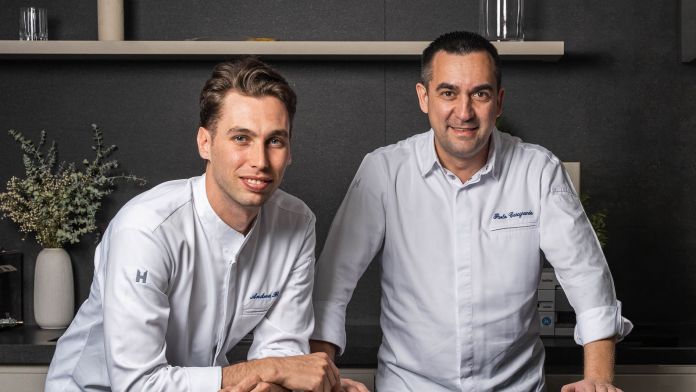 El xef d'Osteria Condal, Andrea Fiori, amb el xef executiu, Paolo Casagrande