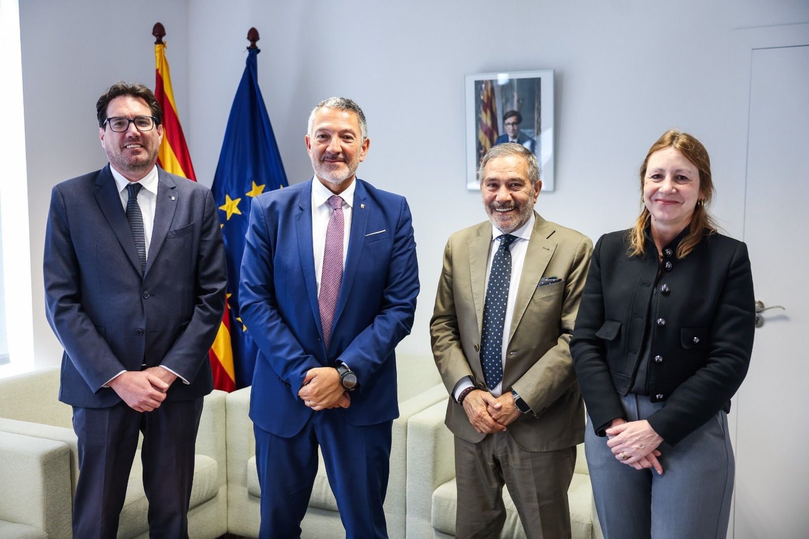 El conseller delegat d'Acció, Jaume Baró; el conseller d'Empresa i Treball, Miquel Sàmper; el president d'AeroS, Santiago Ballesté, i la directora d'AeroS, Neus Olea | Govern El conseller delegat d'Acció, Jaume Baró; el conseller d'Empresa i Treball, Miquel Sàmper; el president d'AeroS, Santiago Ballesté, i la directora d'AeroS, Neus Olea | Govern