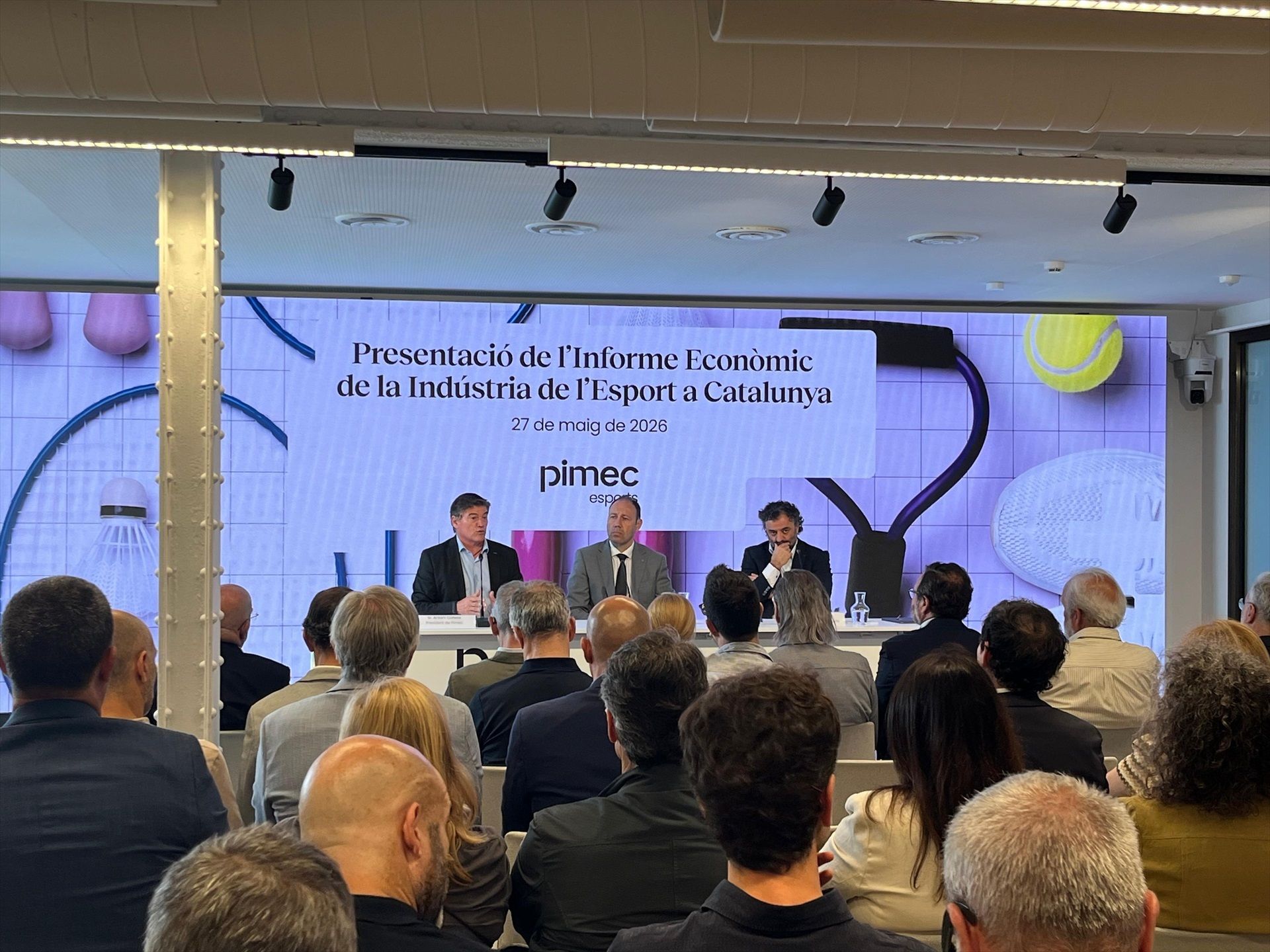El president de Pimec, Antoni Cañete, el conseller d'Esports, Berni Álvarez, i el president de Pimec Esports, August Tarragó | Europa Press