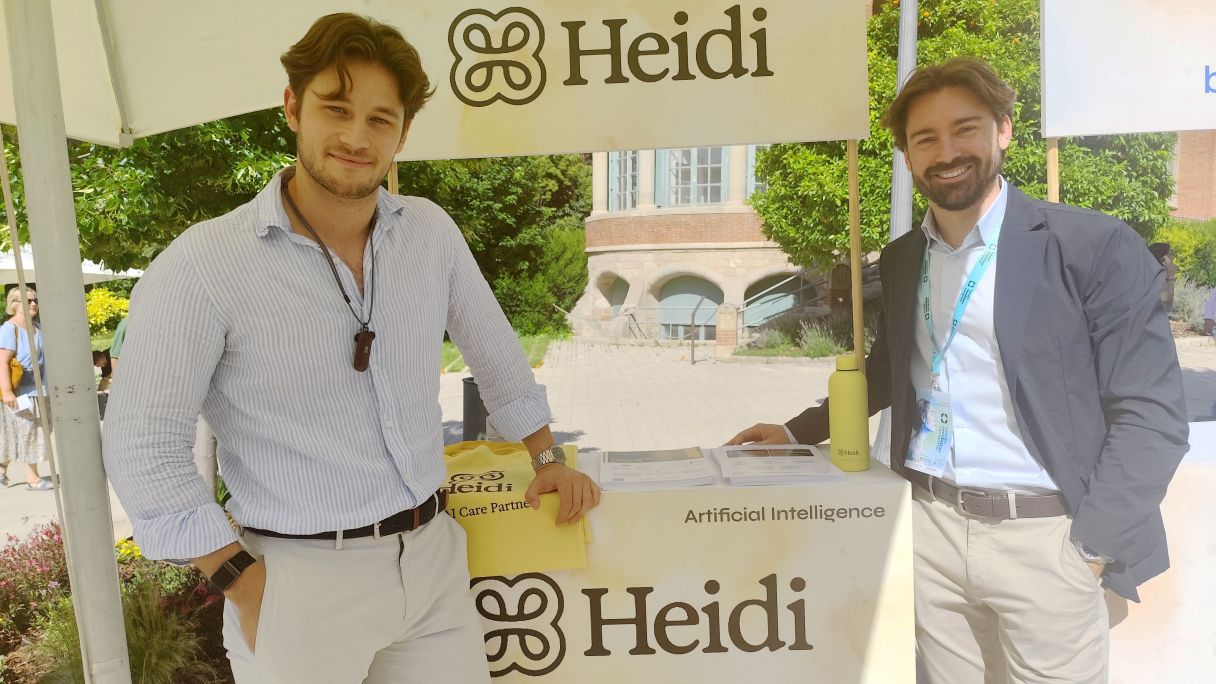 Victor Estrada (esquerra) i Carlos López (dreta), representants de Heidi Health a l'Estat | Marc Vilajosana