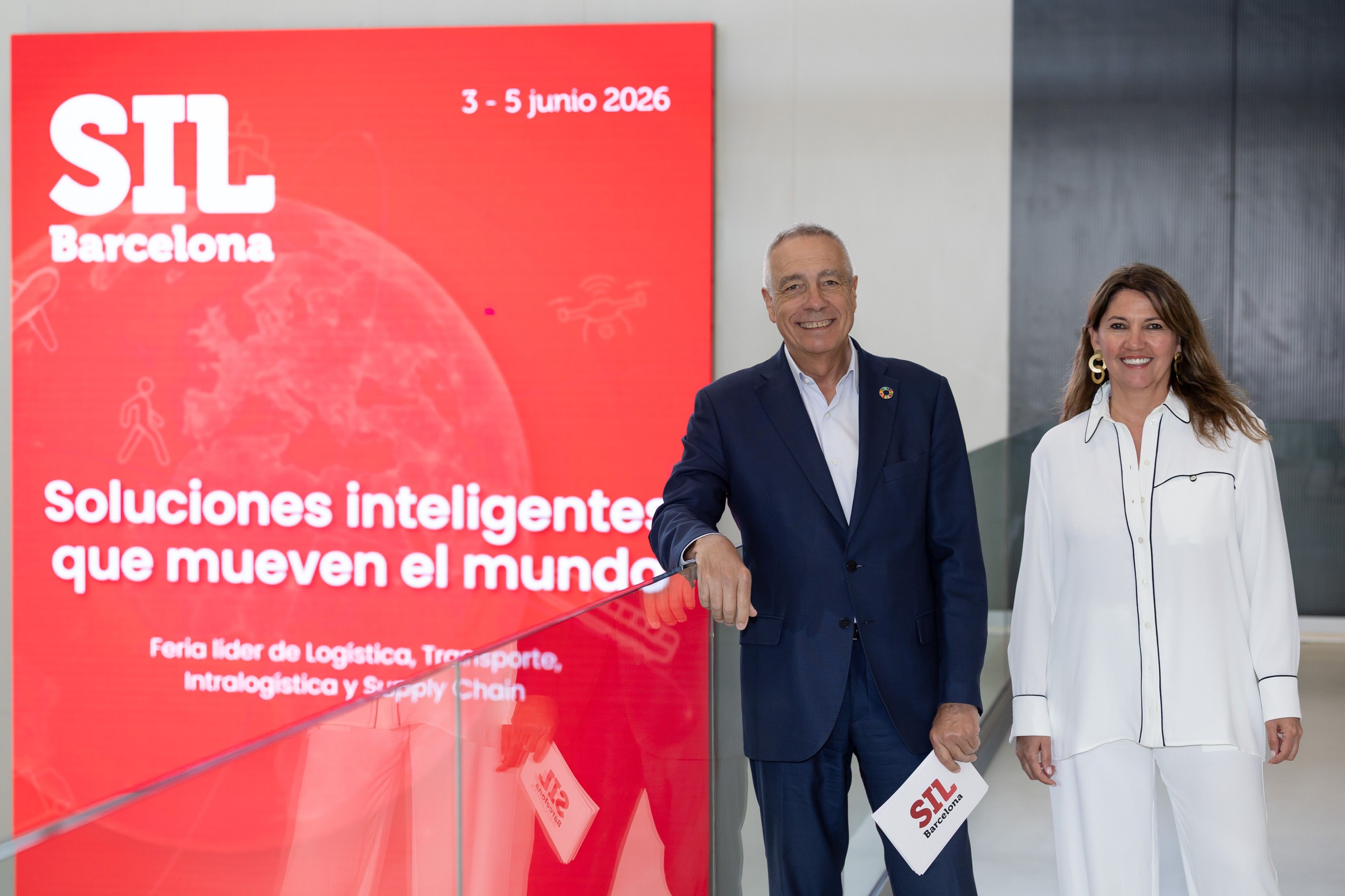 Pere Navarro (esquerra) i Blanca Sorigué (dreta), president executiu i directora general del Consorci de la Zona Franca de Barcelona (CZFB) | Cedida
