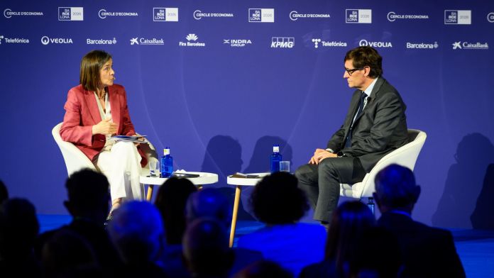 La presidenta del Cercle d'Economia, Teresa Garcia-Milà, i el president de la Generalitat, Salvador Illa | Cedida La presidenta del Cercle d'Economia, Teresa Garcia-Milà, i el president de la Generalitat, Salvador Illa | Cedida