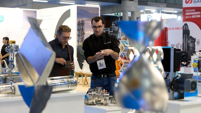 Assistents a la 60a edició d'Expoquimia 2026 | Cedida Assistents a la 60a edició d'Expoquimia 2026 | Cedida