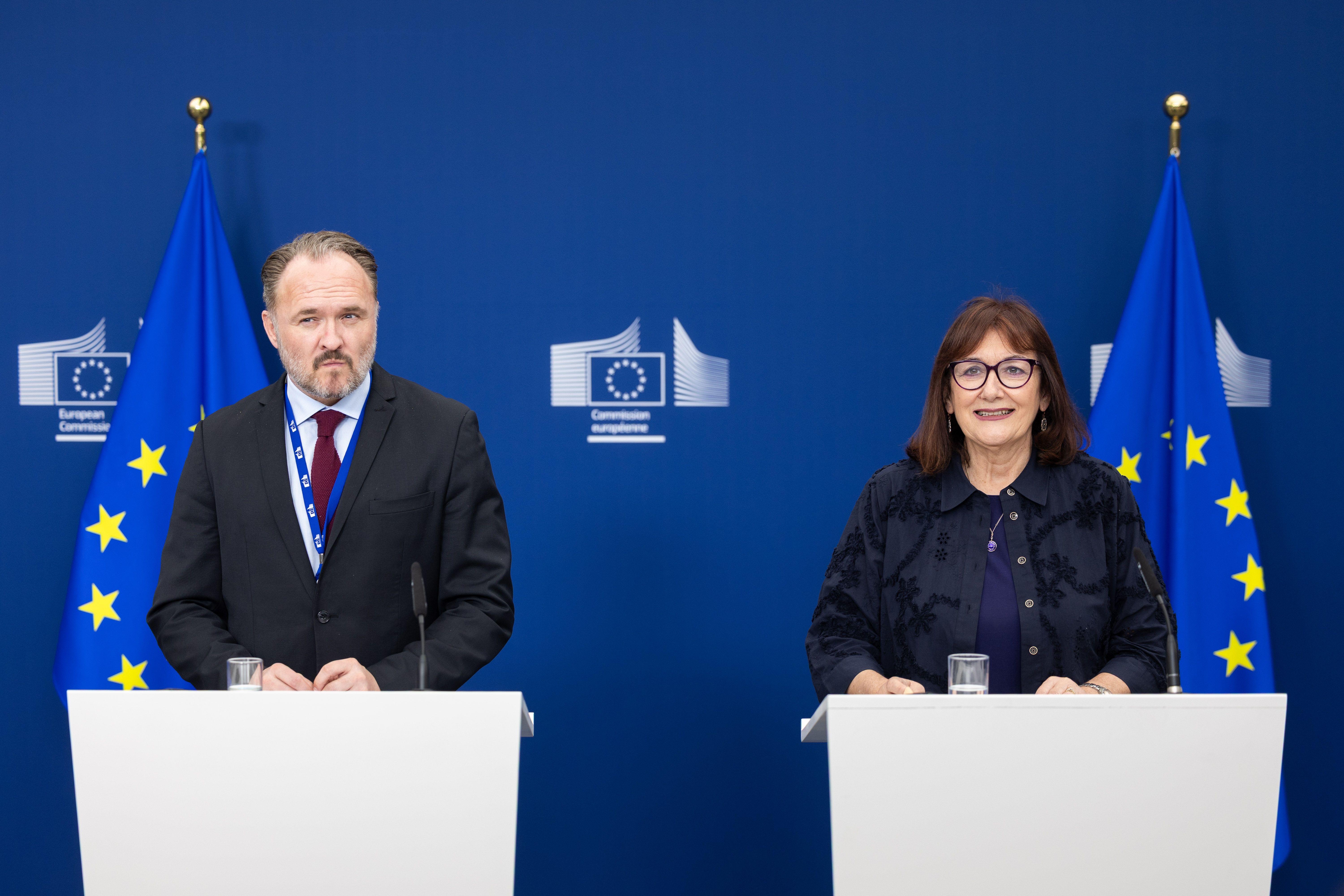 El comissari europeu d'Energia, Dan Jørgensen, i la comissària europea pel Mediterrani, Dubravka Šuica, en roda de premsa | Comissió Europea