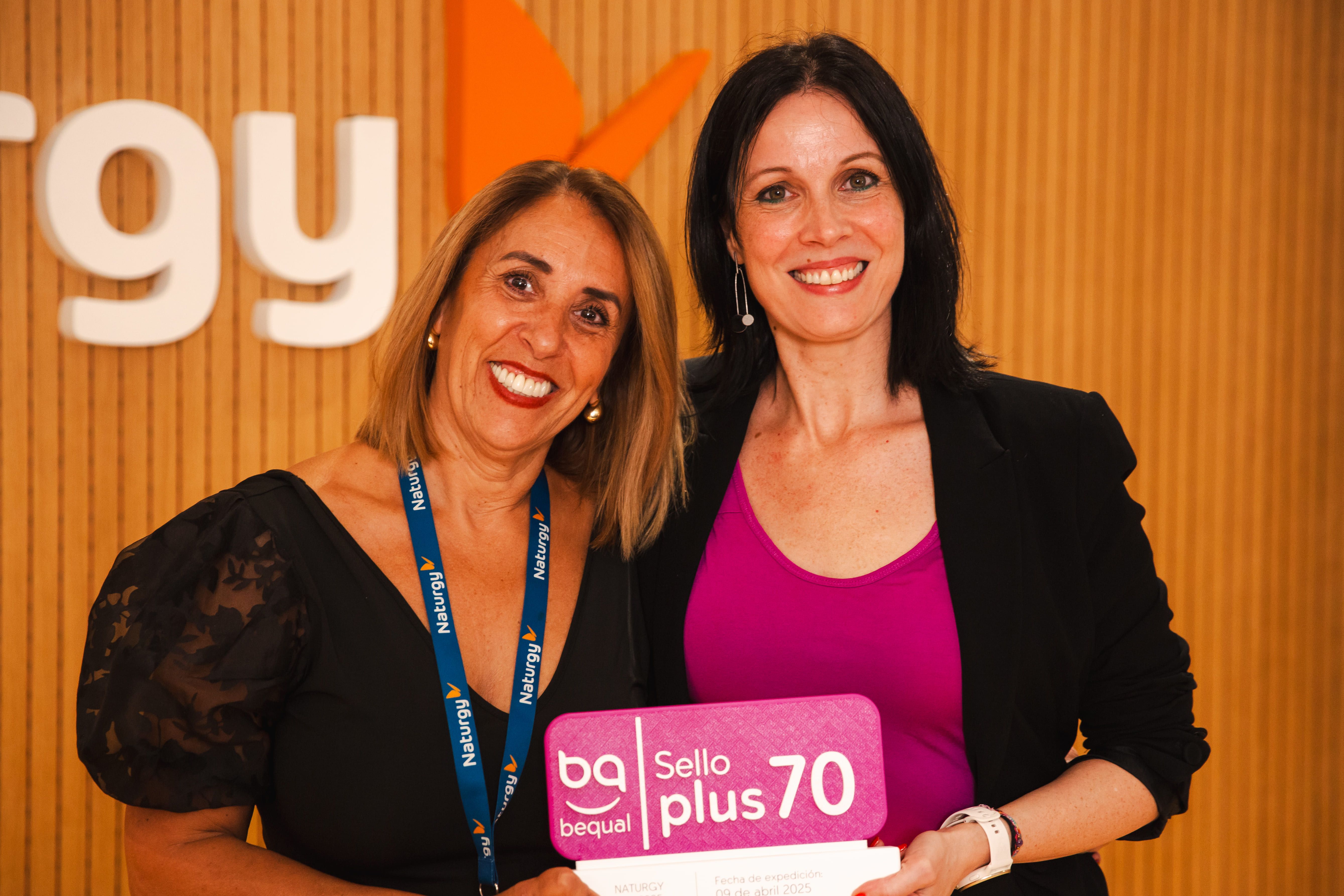 Azucena García, directora gerente de la Fundación Bequal (izquierda), y María José Sánchez, directora de Diversidad, Cultura y Liderazgo de Naturgy (derecha) | Cedida