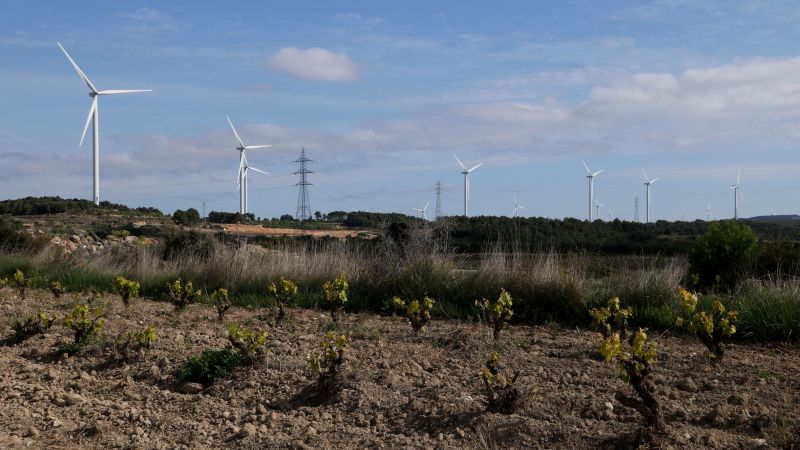 Pla general d’aerogeneradors al terme municipal de Vilalba dels Arcs, a la comarca de la Terra Alta | Mar Rovira (ACN) Pla general d’aerogeneradors al terme municipal de Vilalba dels Arcs, a la comarca de la Terra Alta | Mar Rovira (ACN)