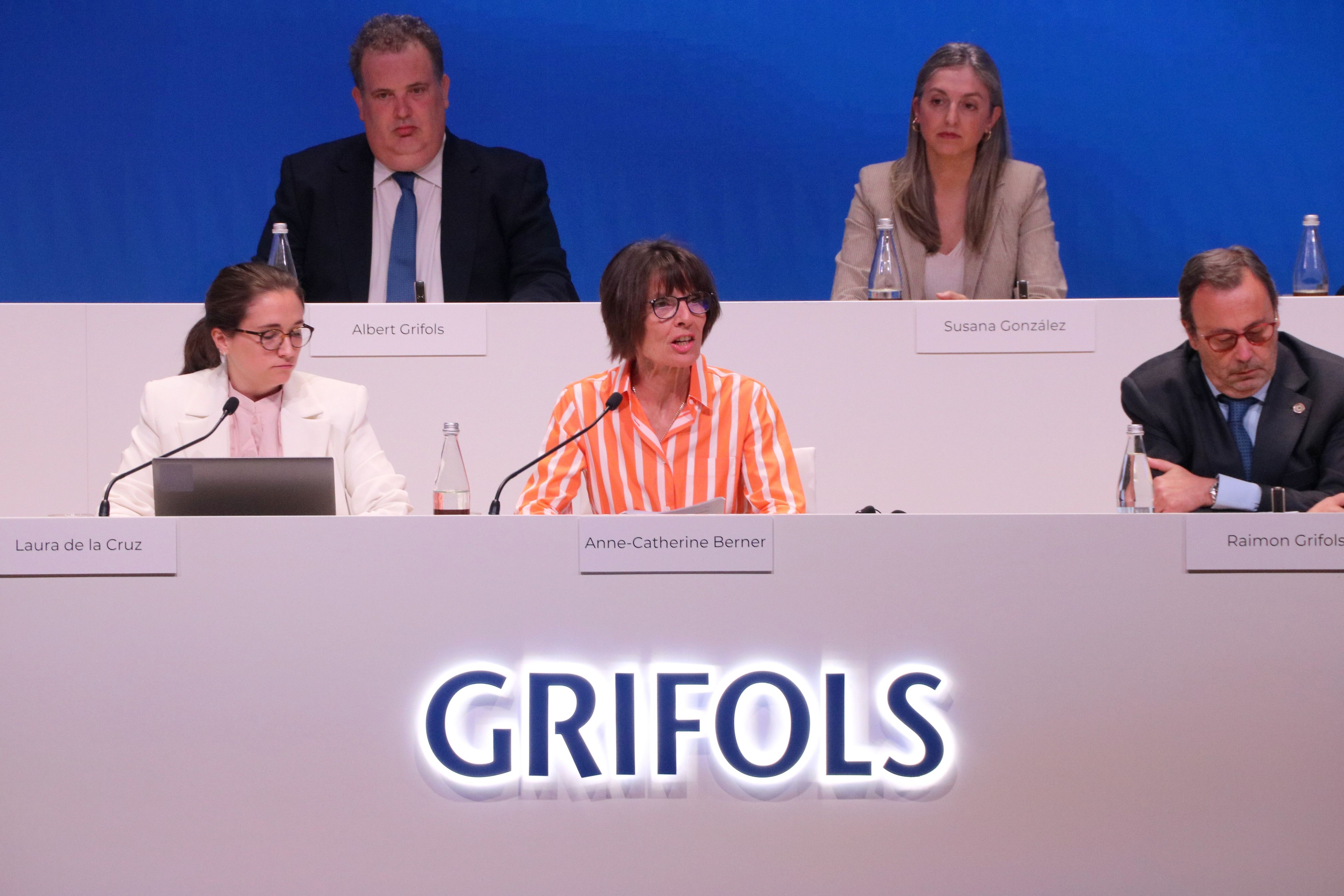 La presidenta no executiva de Grifols, Anne-Catherine Berner, durant la junta general d'accionistes | Maria Asmarat (ACN) La presidenta no executiva de Grifols, Anne-Catherine Berner, durant la junta general d'accionistes | Maria Asmarat (ACN)