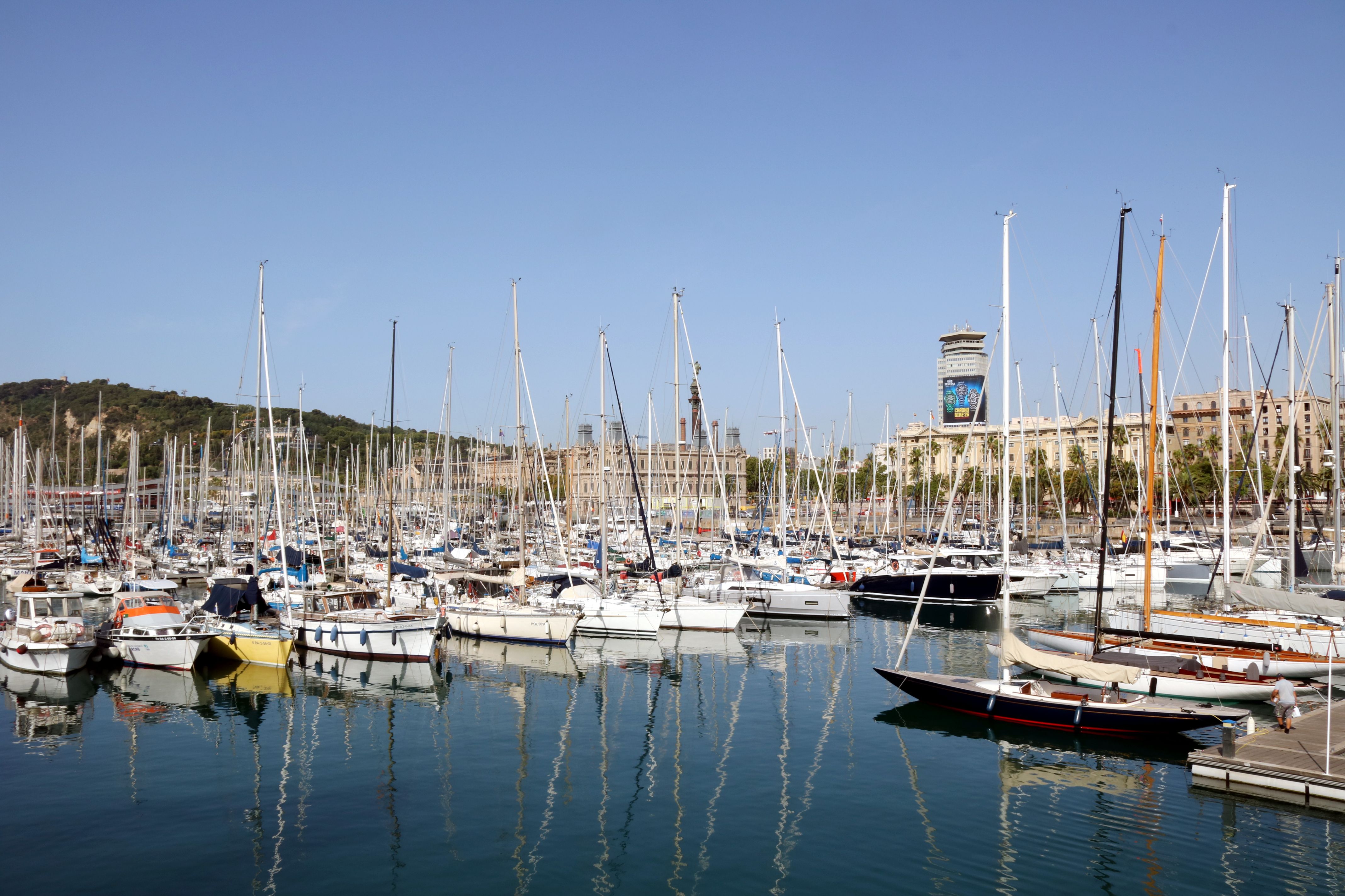 Algunes embarcacions al Port de Barcelona | Andrea Salazar (ACN)