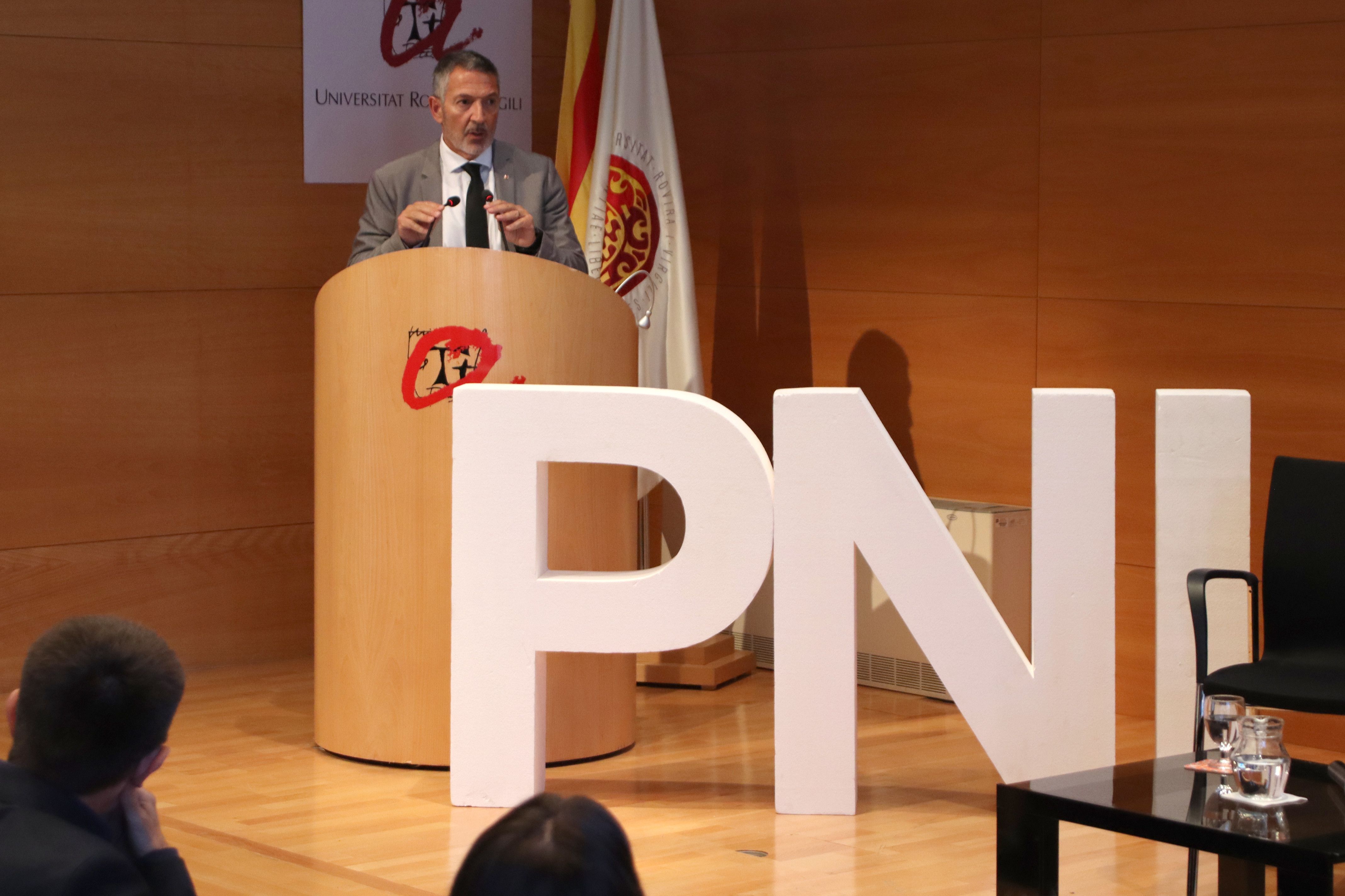 El conseller d'Empresa i Treball, Miquel Sàmper, presenta el nuevo PNI el pasado viernes en Tarragona | Eloi Tost (ACN) El conseller d'Empresa i Treball, Miquel Sàmper, presenta el nuevo PNI el pasado viernes en Tarragona | Eloi Tost (ACN)