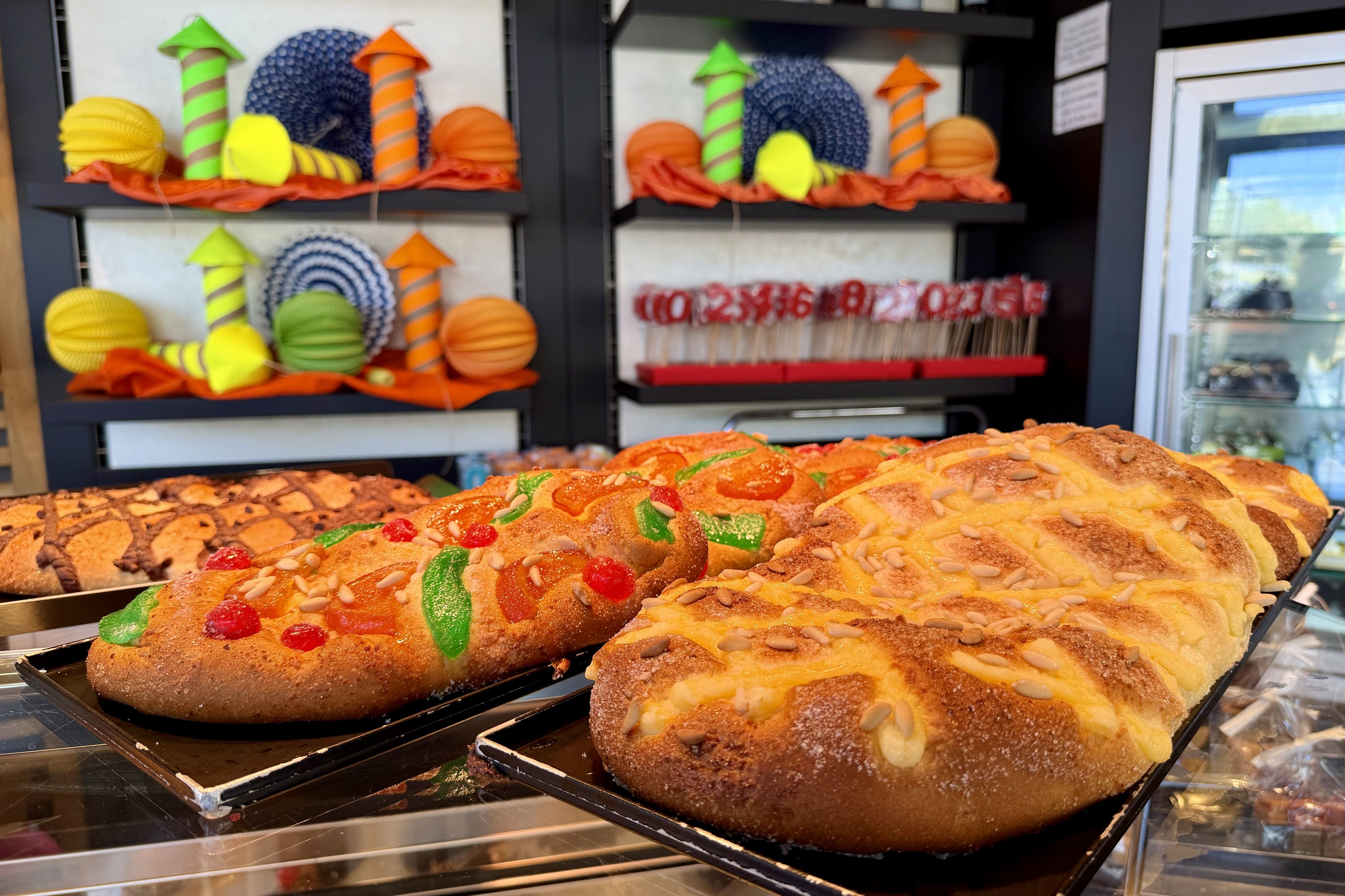 Coques variades a la pastisseria Zaguirre de Terrassa | Albert Segura (ACN)