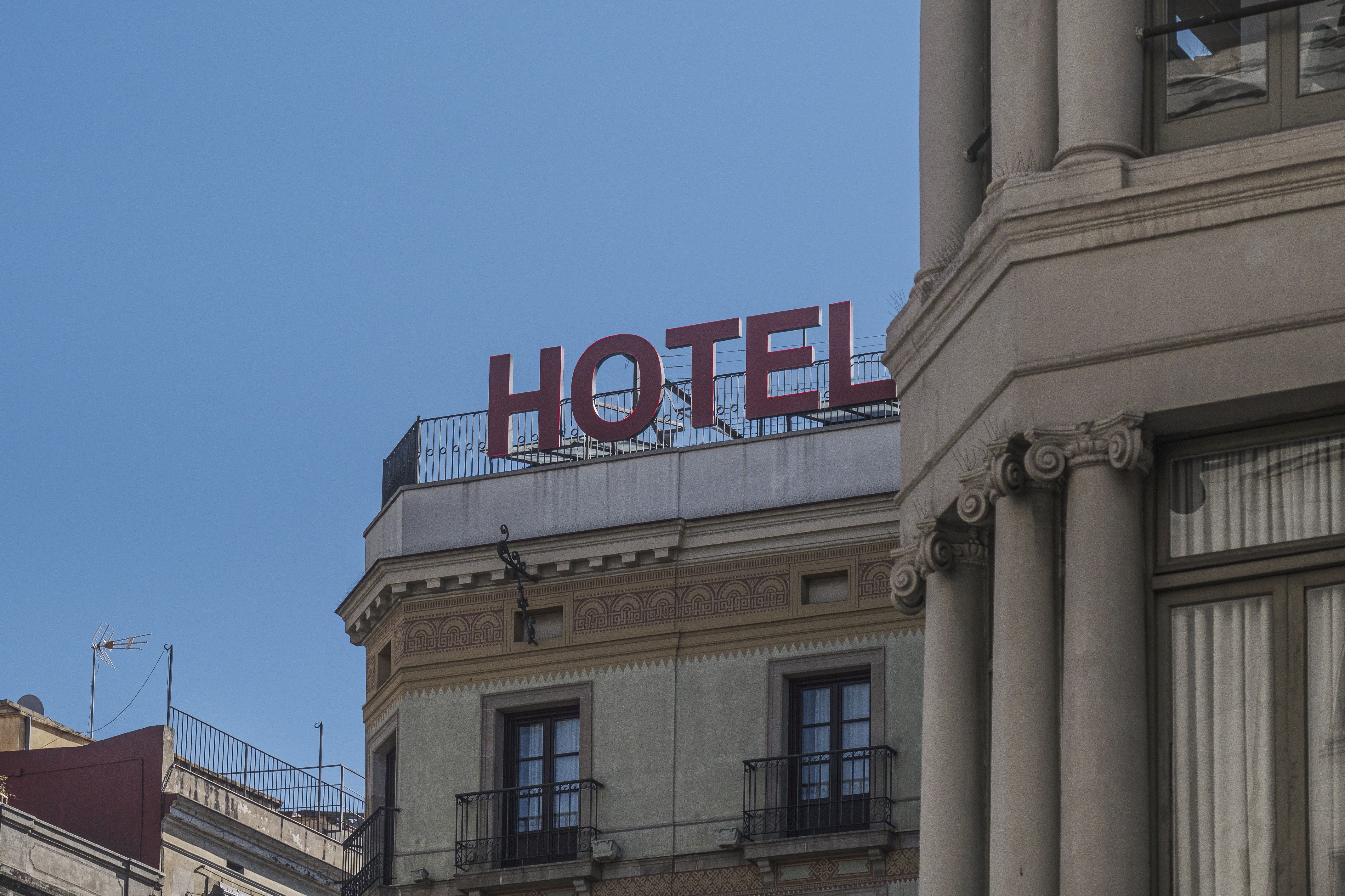 La façana d'un hotel de Barcelona | Jordi Borràs (ACN) La façana d'un hotel de Barcelona | Jordi Borràs (ACN)