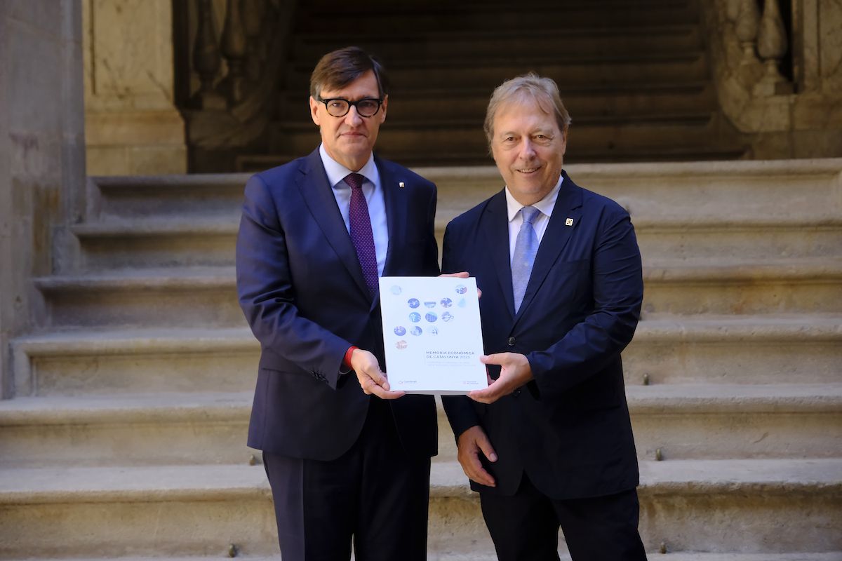 El president de la Cambra de Barcelona, Josep Santacreu i el president de la Generalitat, Salvador Illa | Cedida